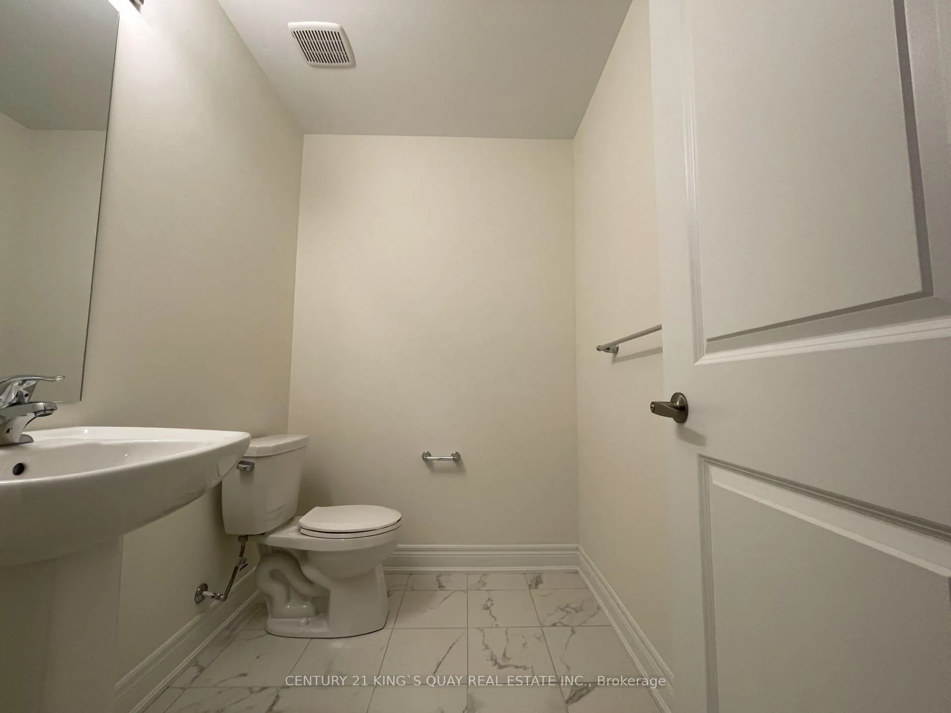 Photo 11 of 27 Thomas Hope Lane, Markham, Cedarwood — HOMEH