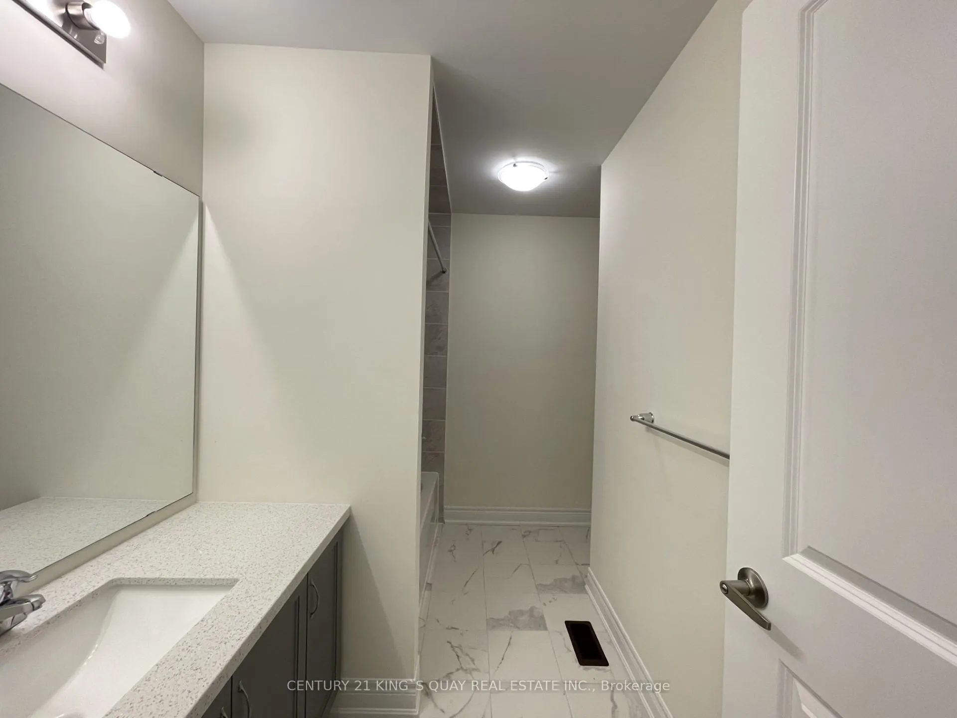 Photo 22 of 27 Thomas Hope Lane, Markham, Cedarwood — HOMEH