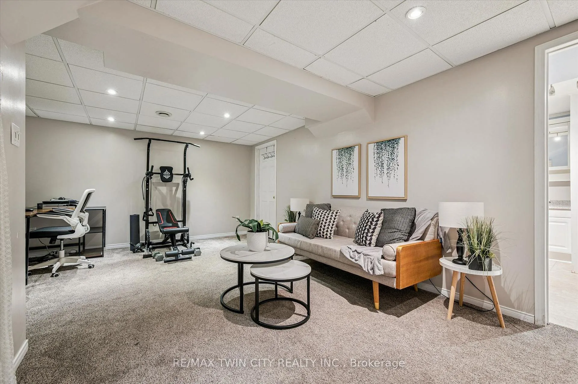 Photo 28 of 238 Langlaw Drive, Cambridge — HOMEH