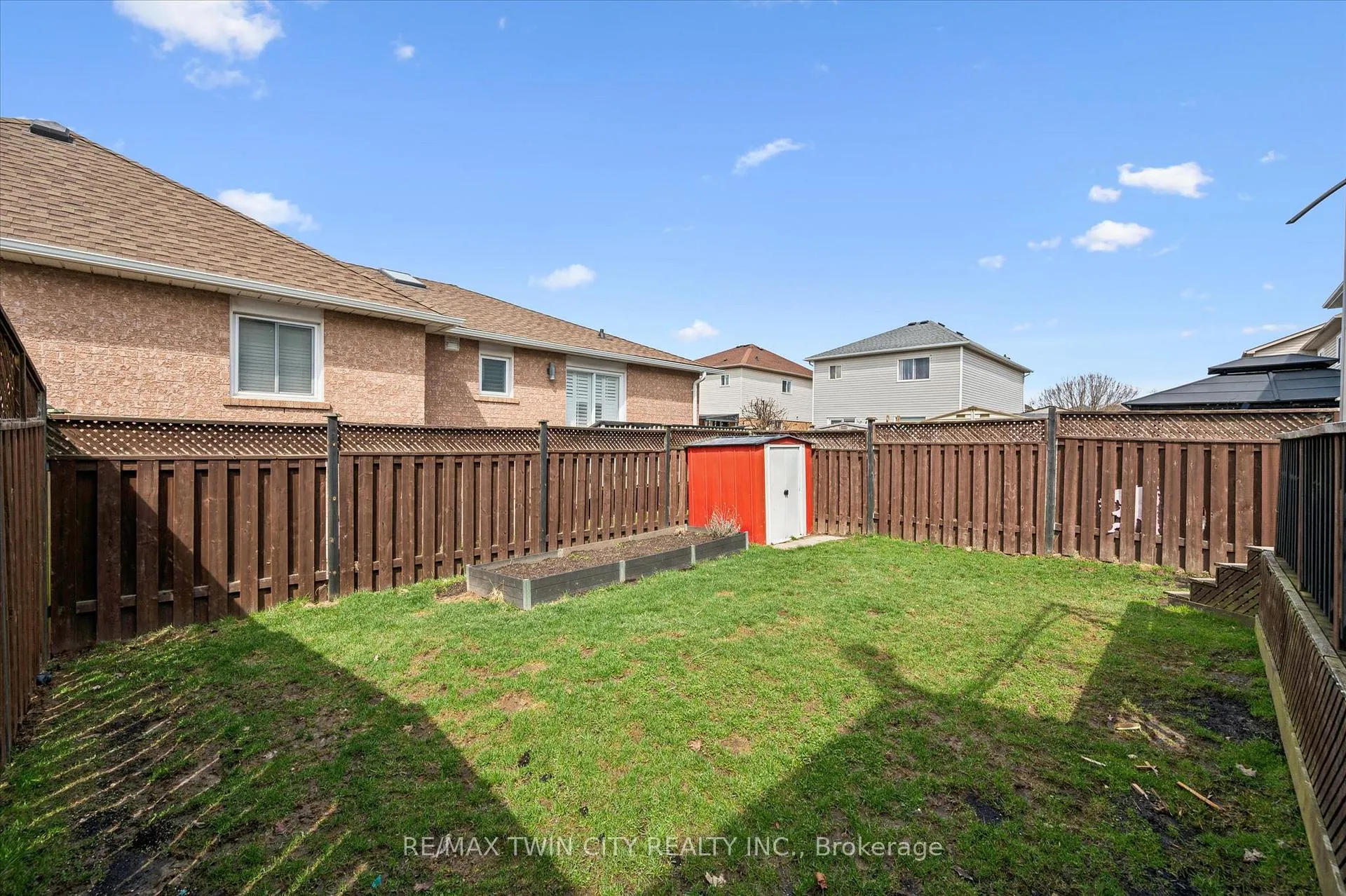 Photo 40 of 238 Langlaw Drive, Cambridge — HOMEH