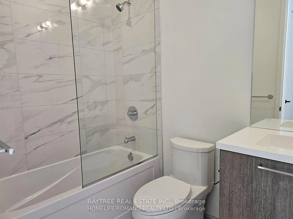 Photo 6 of Unit 3707, 225 Commerce Street, Vaughan, Vaughan Corporate Centre — HOMEH