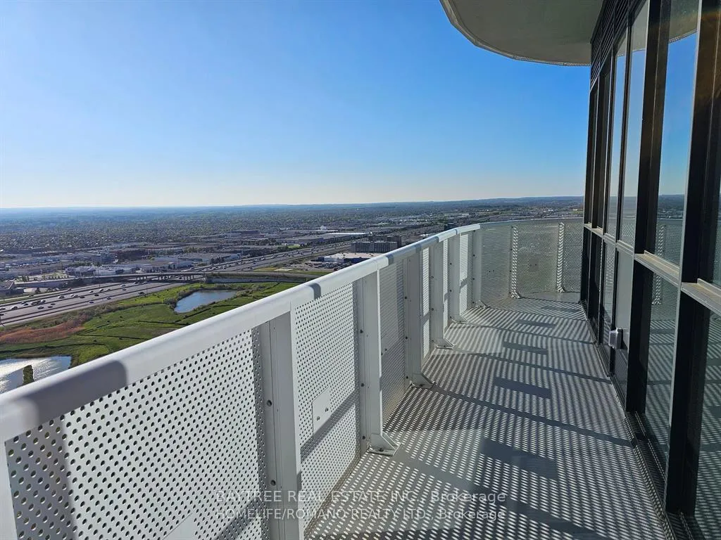 Photo 9 of Unit 3707, 225 Commerce Street, Vaughan, Vaughan Corporate Centre — HOMEH