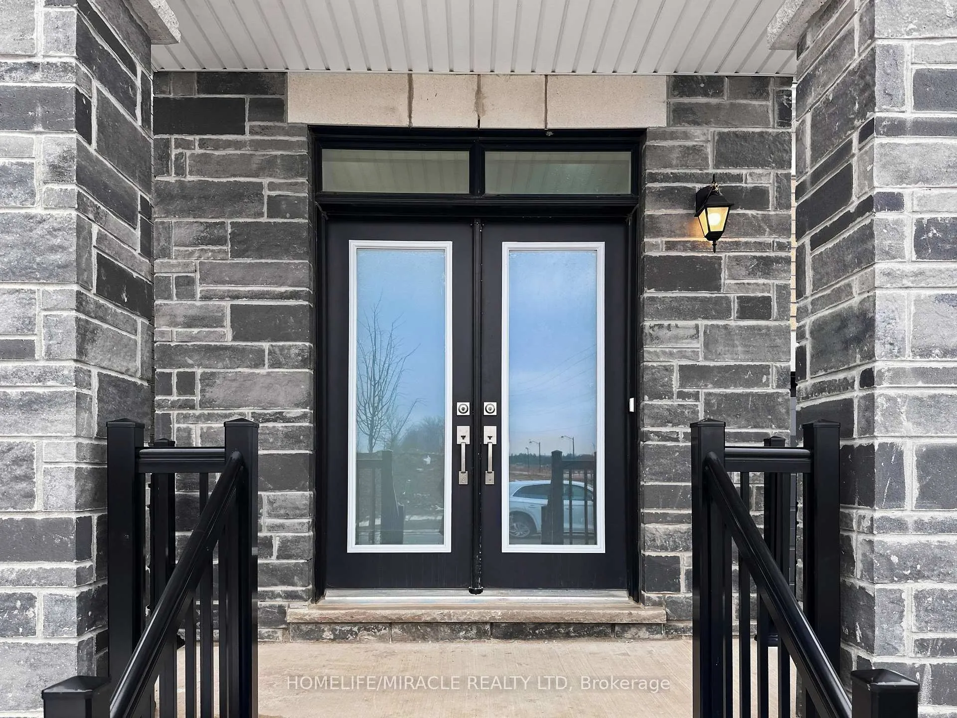 Photo 4 of 12 Orr Avenue, Vaughan, East Woodbridge — HOMEH