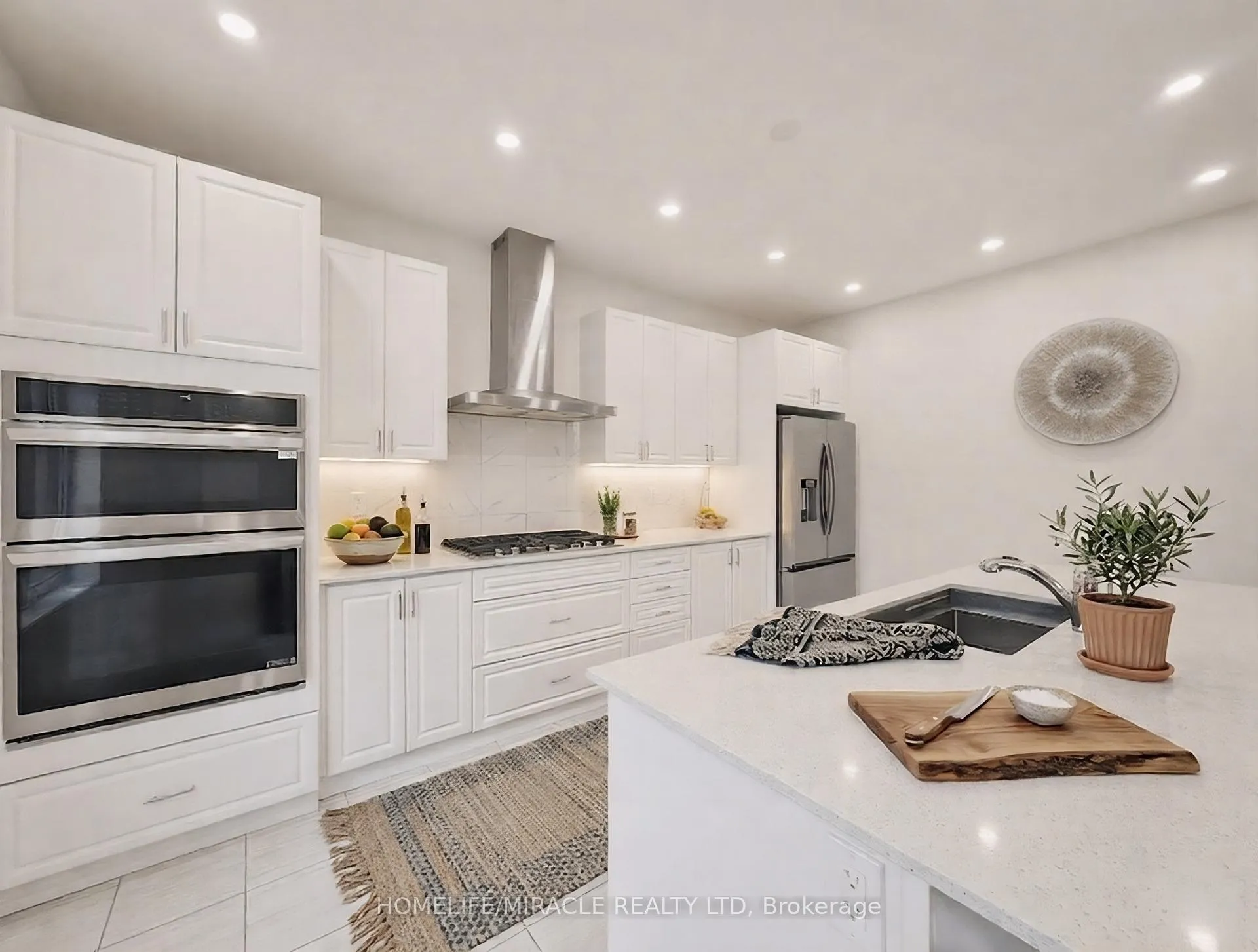 Photo 8 of 12 Orr Avenue, Vaughan, East Woodbridge — HOMEH