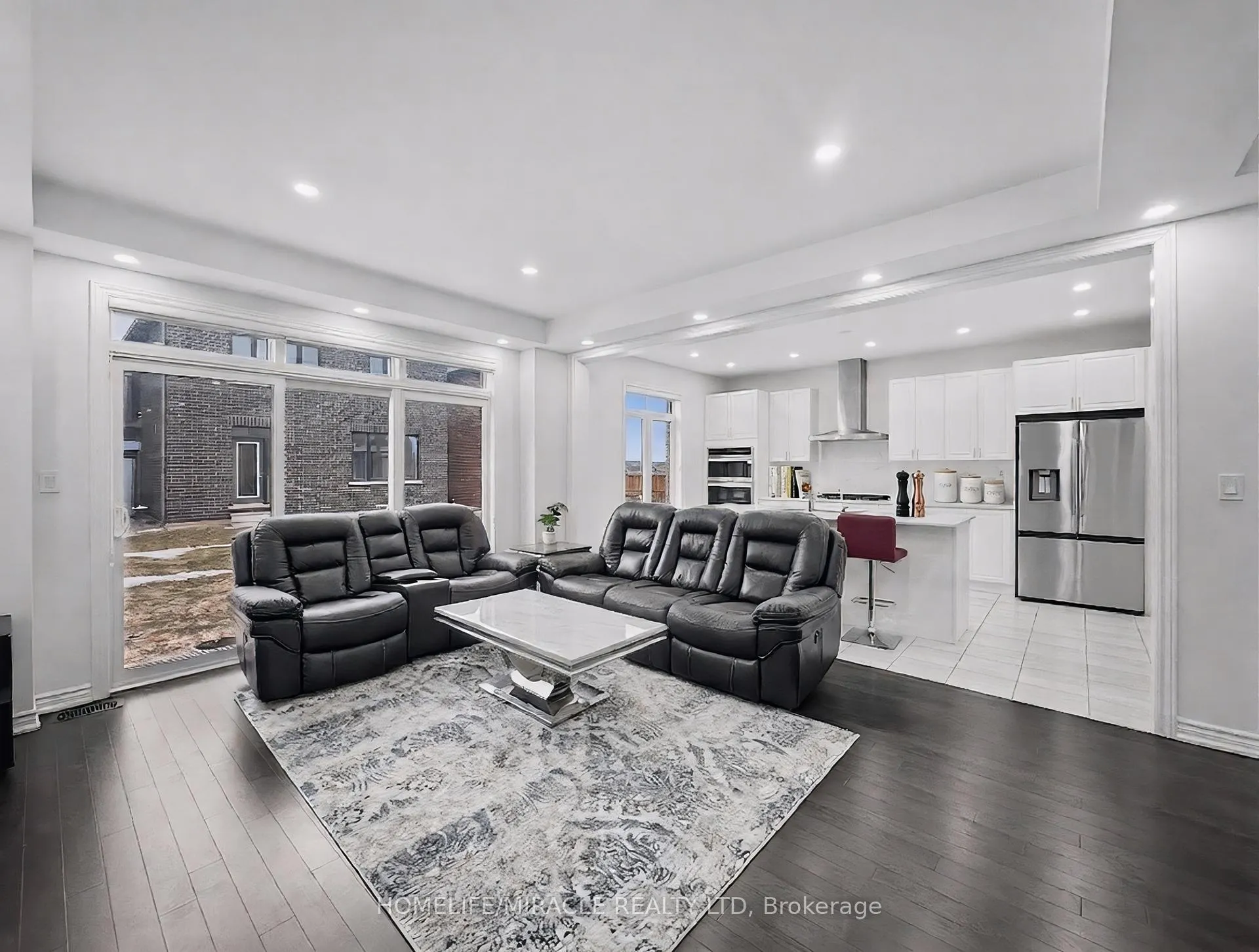 Photo 10 of 12 Orr Avenue, Vaughan, East Woodbridge — HOMEH