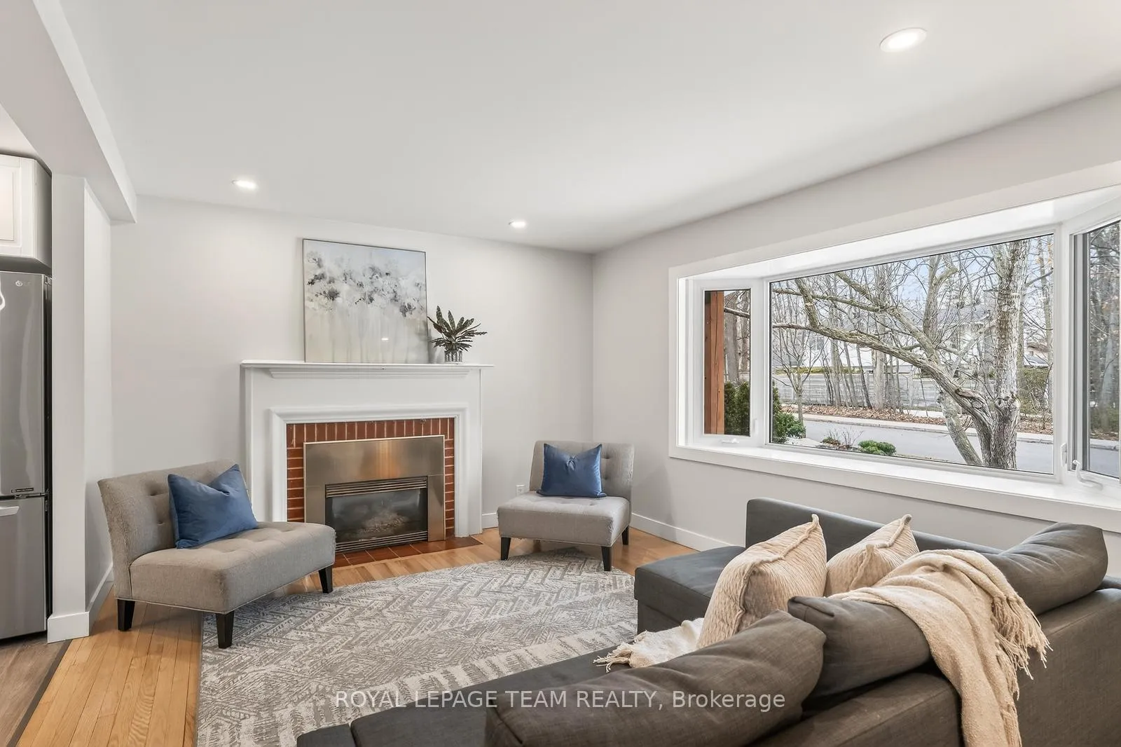 Photo 2 of 63 Birch Avenue, Ottawa, Manor Park — HOMEH