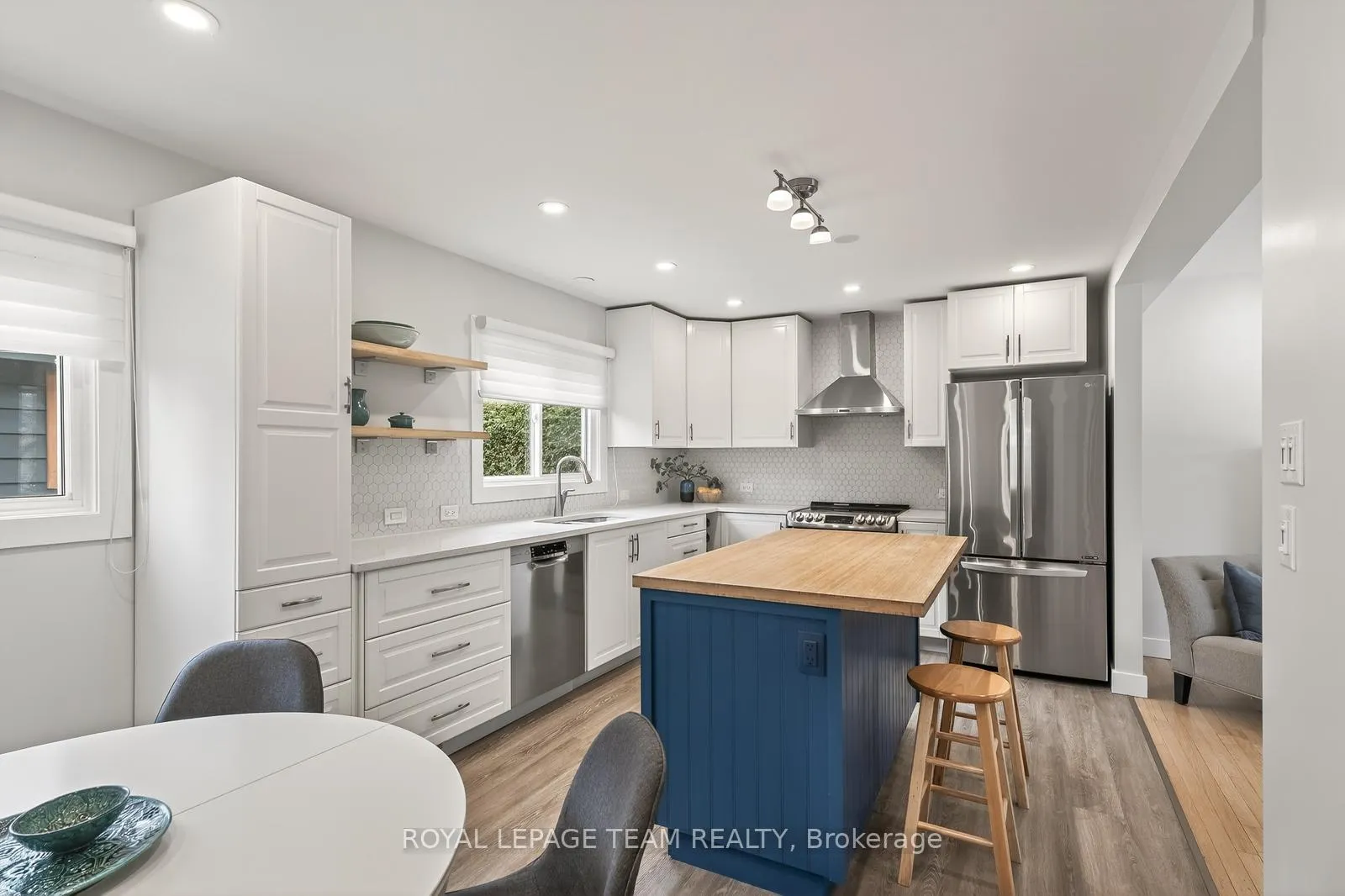 Photo 9 of 63 Birch Avenue, Ottawa, Manor Park — HOMEH