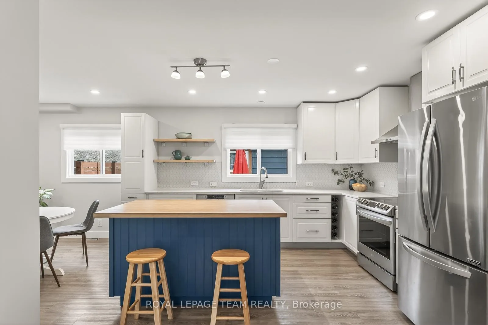 Photo 12 of 63 Birch Avenue, Ottawa, Manor Park — HOMEH