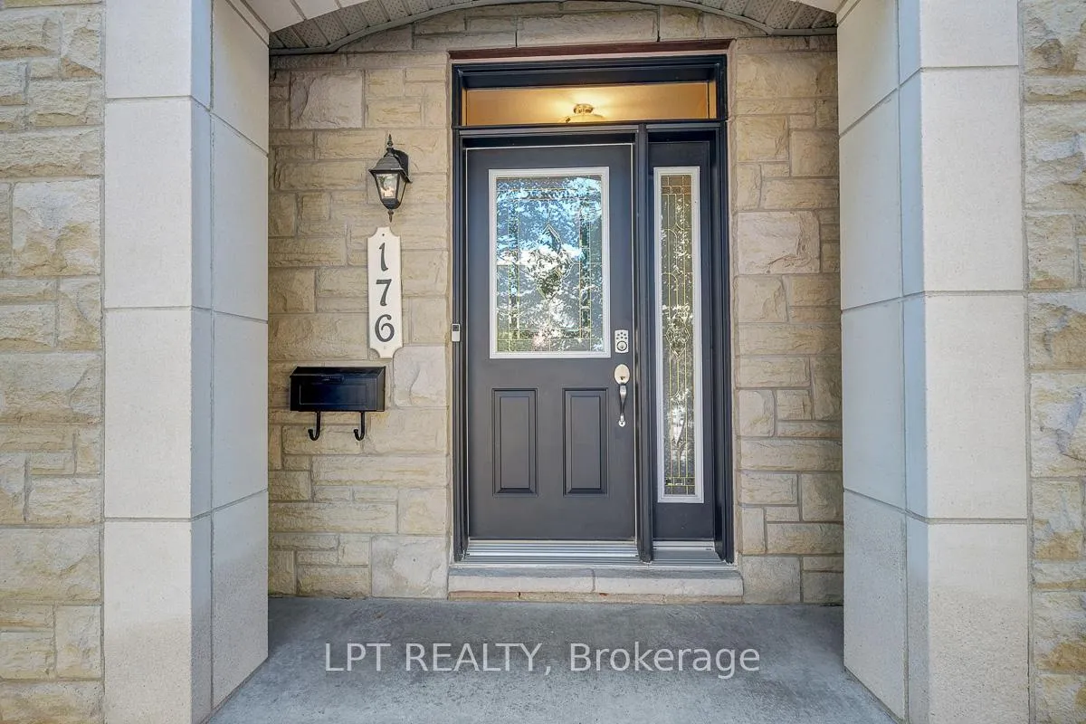 Photo 2 of 176 Lanark Avenue, Ottawa, Westboro North — HOMEH