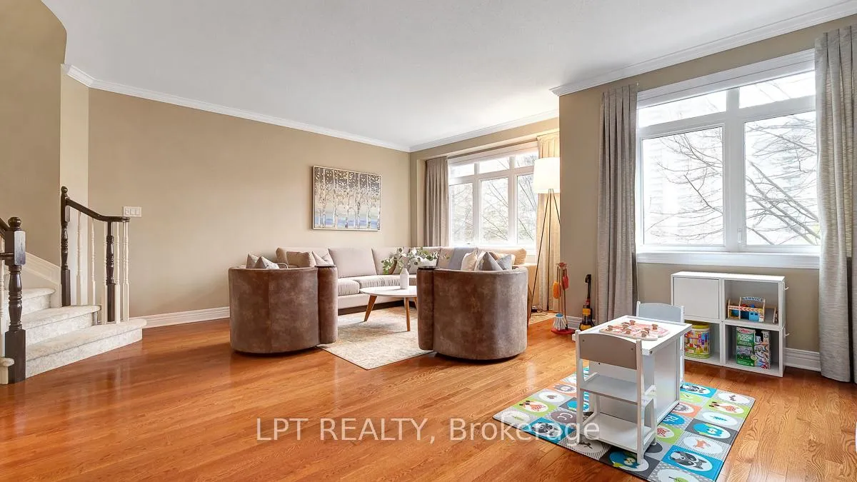 Photo 9 of 176 Lanark Avenue, Ottawa, Westboro North — HOMEH