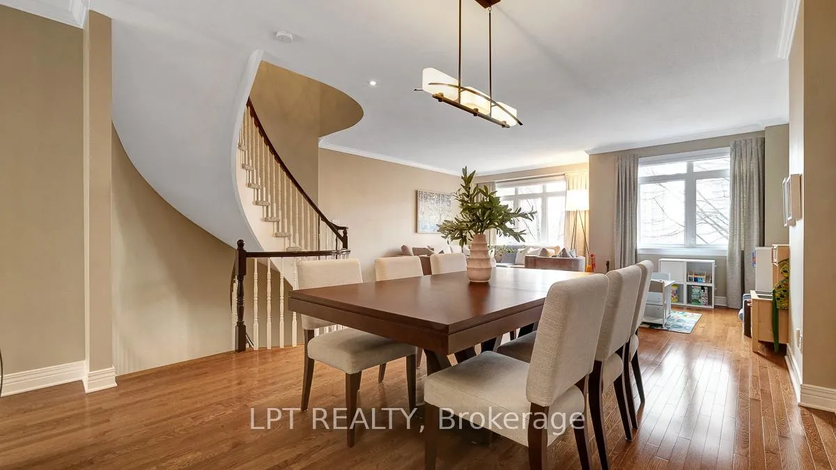 Photo 17 of 176 Lanark Avenue, Ottawa, Westboro North — HOMEH