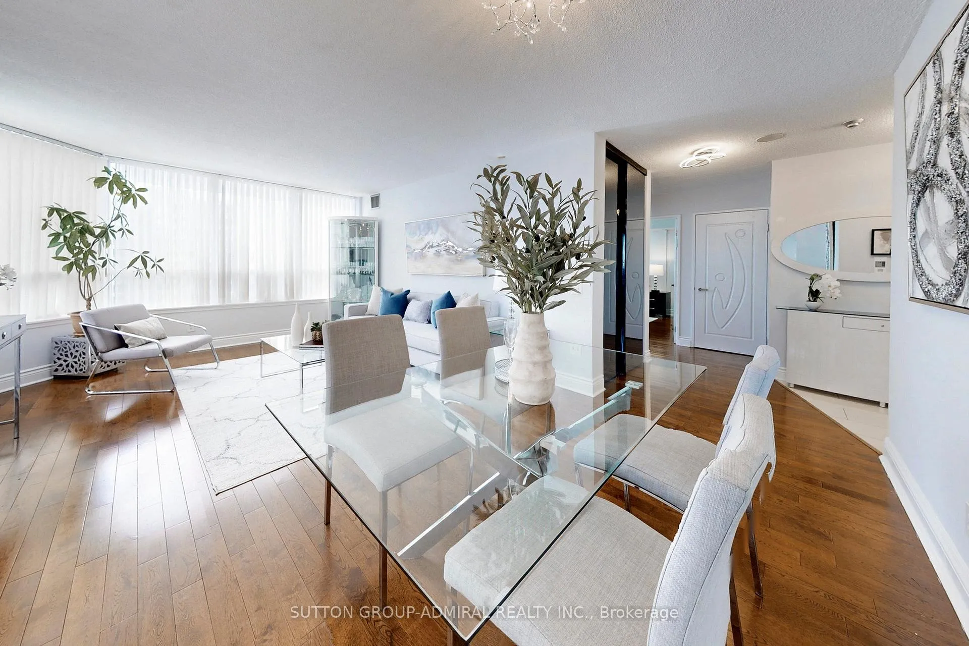 Photo 7 of Unit Ph208, 81 Townsgate Drive, Vaughan, Crestwood-Springfarm-Yorkhill — HOMEH