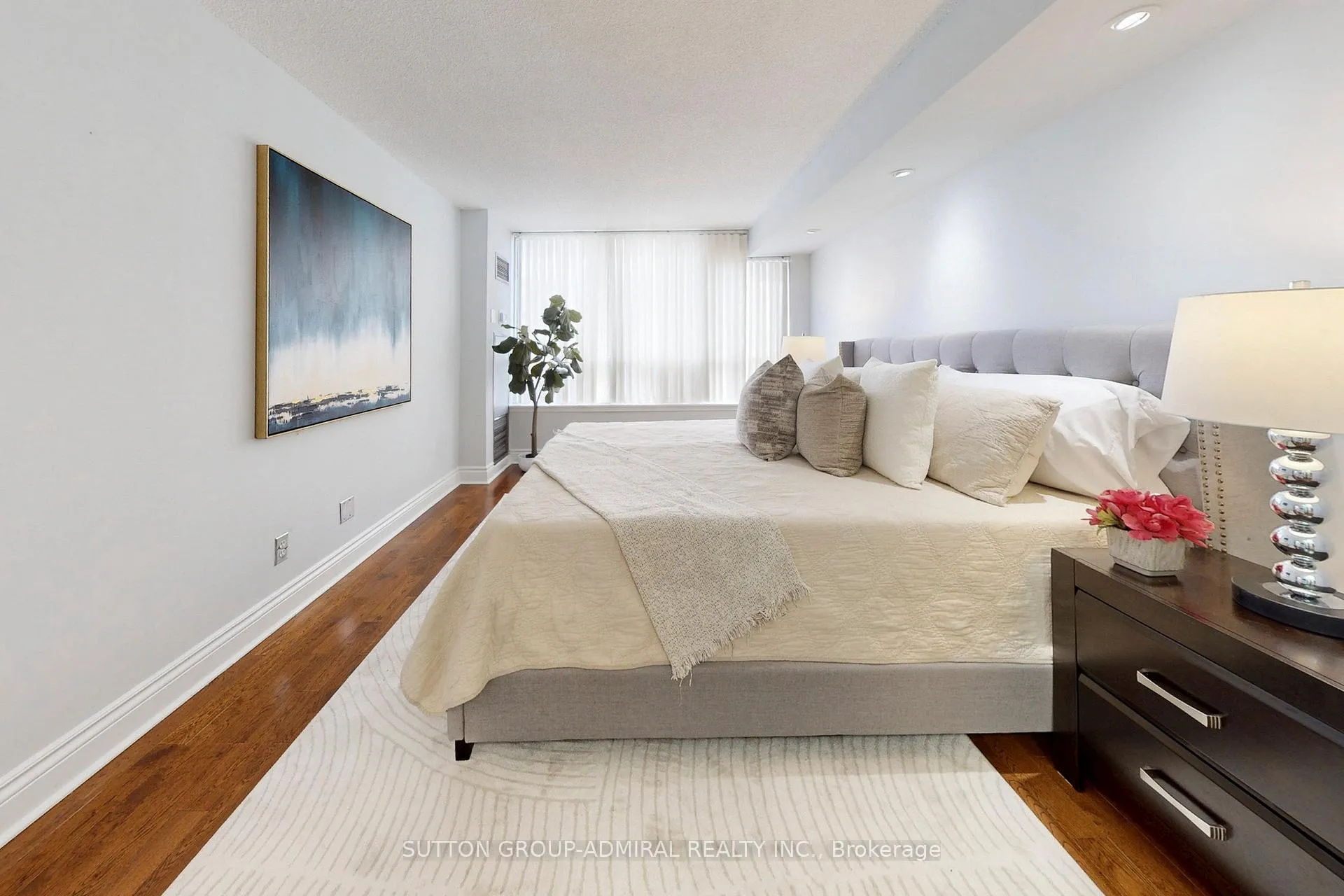 Photo 13 of Unit Ph208, 81 Townsgate Drive, Vaughan, Crestwood-Springfarm-Yorkhill — HOMEH
