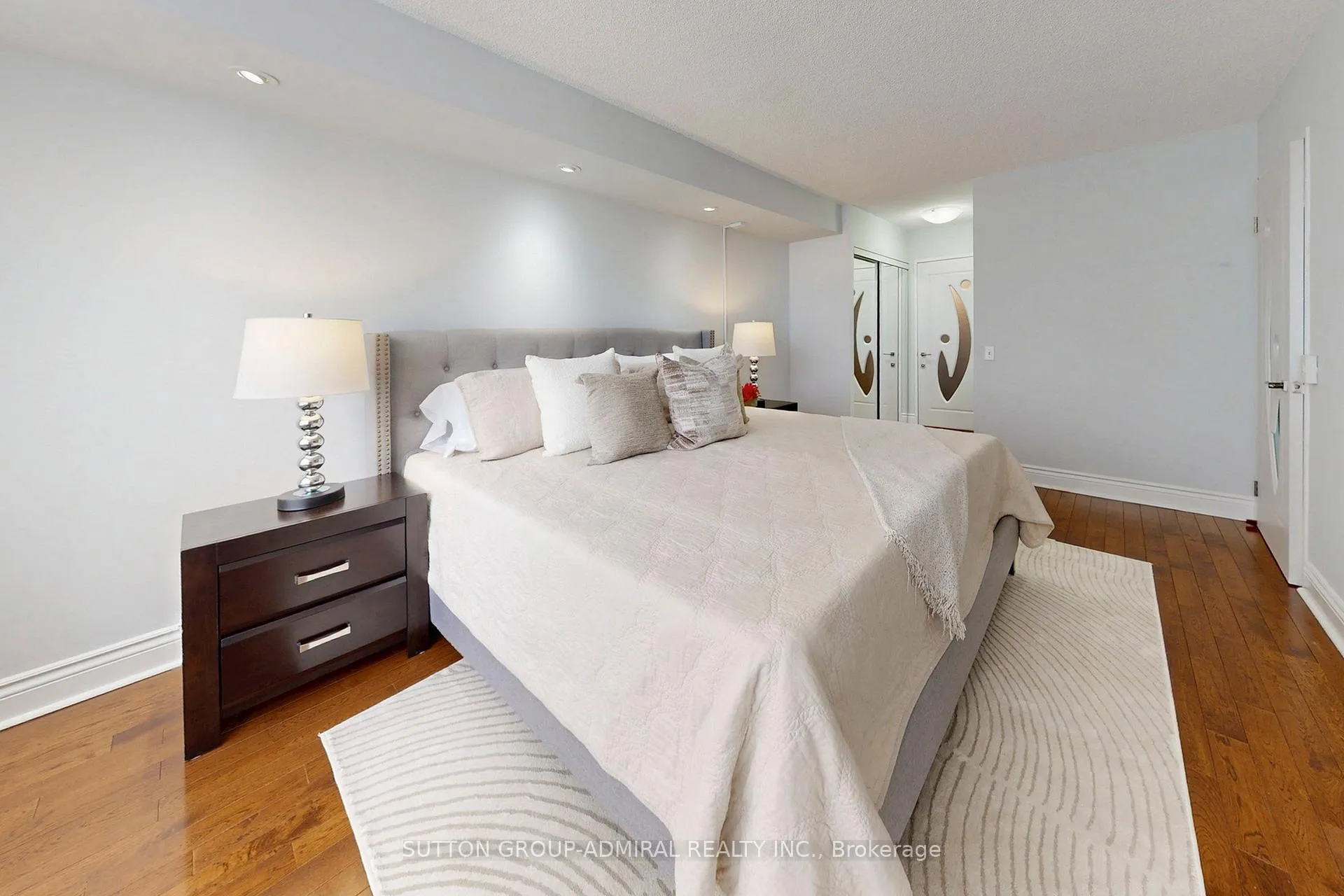 Photo 14 of Unit Ph208, 81 Townsgate Drive, Vaughan, Crestwood-Springfarm-Yorkhill — HOMEH