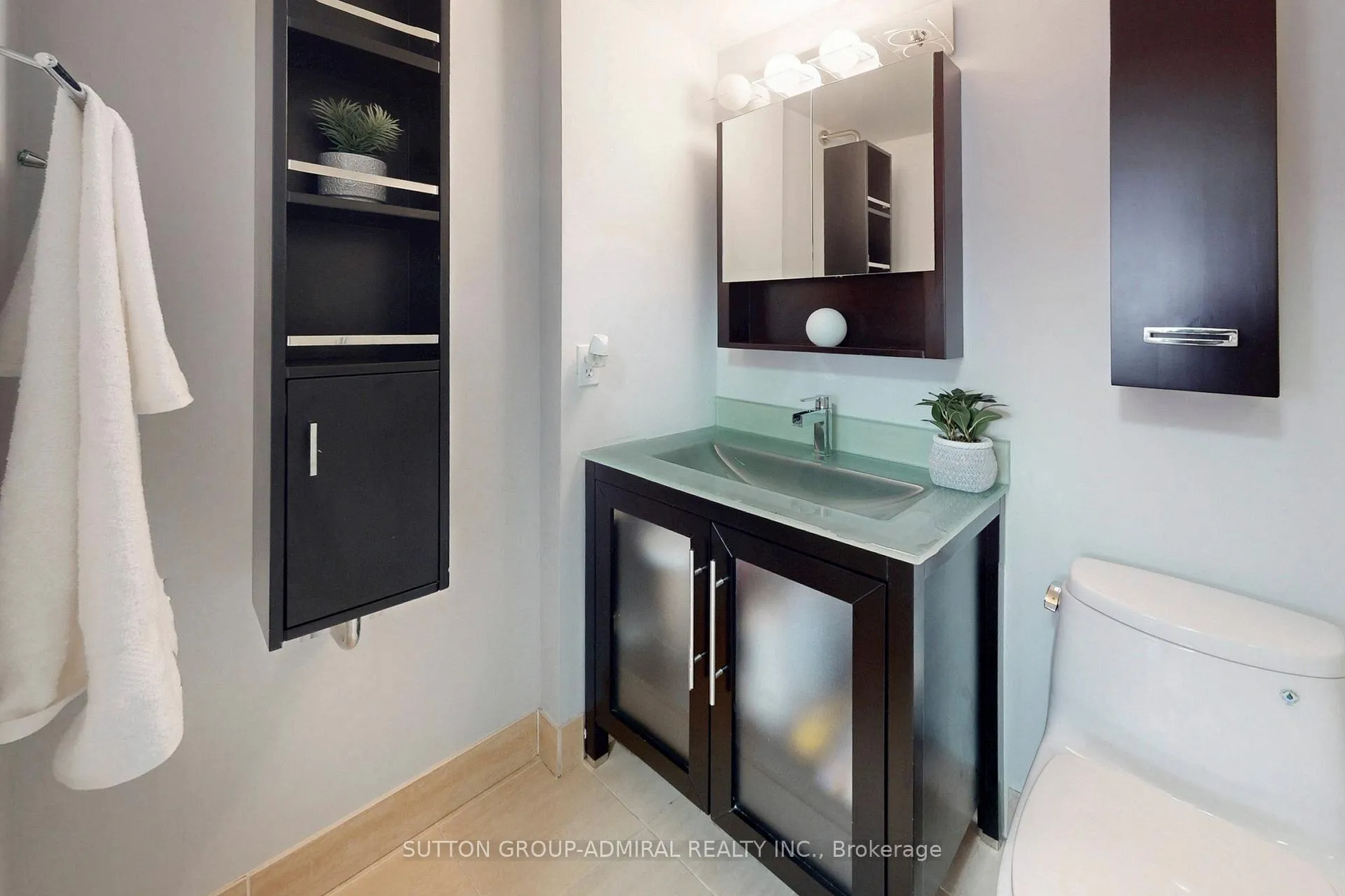 Photo 15 of Unit Ph208, 81 Townsgate Drive, Vaughan, Crestwood-Springfarm-Yorkhill — HOMEH