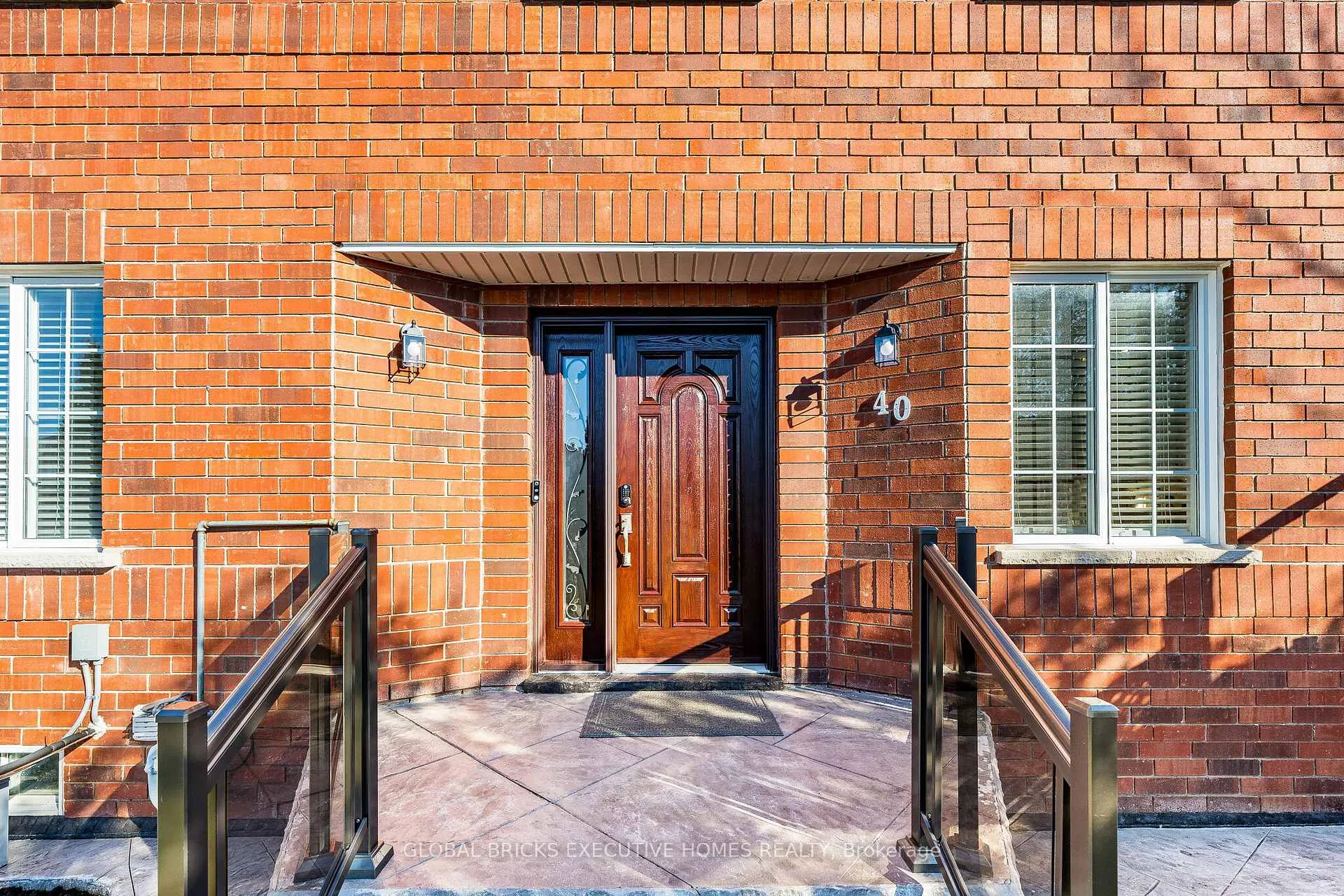 Photo 6 of 40 Hubert corless Drive S, Caledon, Bolton East — HOMEH
