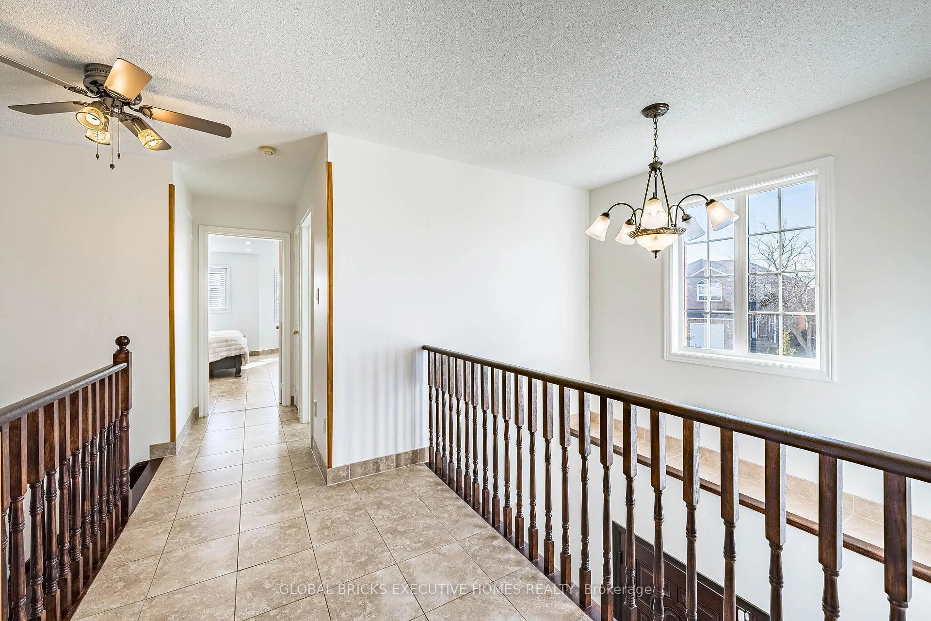 Photo 30 of 40 Hubert corless Drive S, Caledon, Bolton East — HOMEH