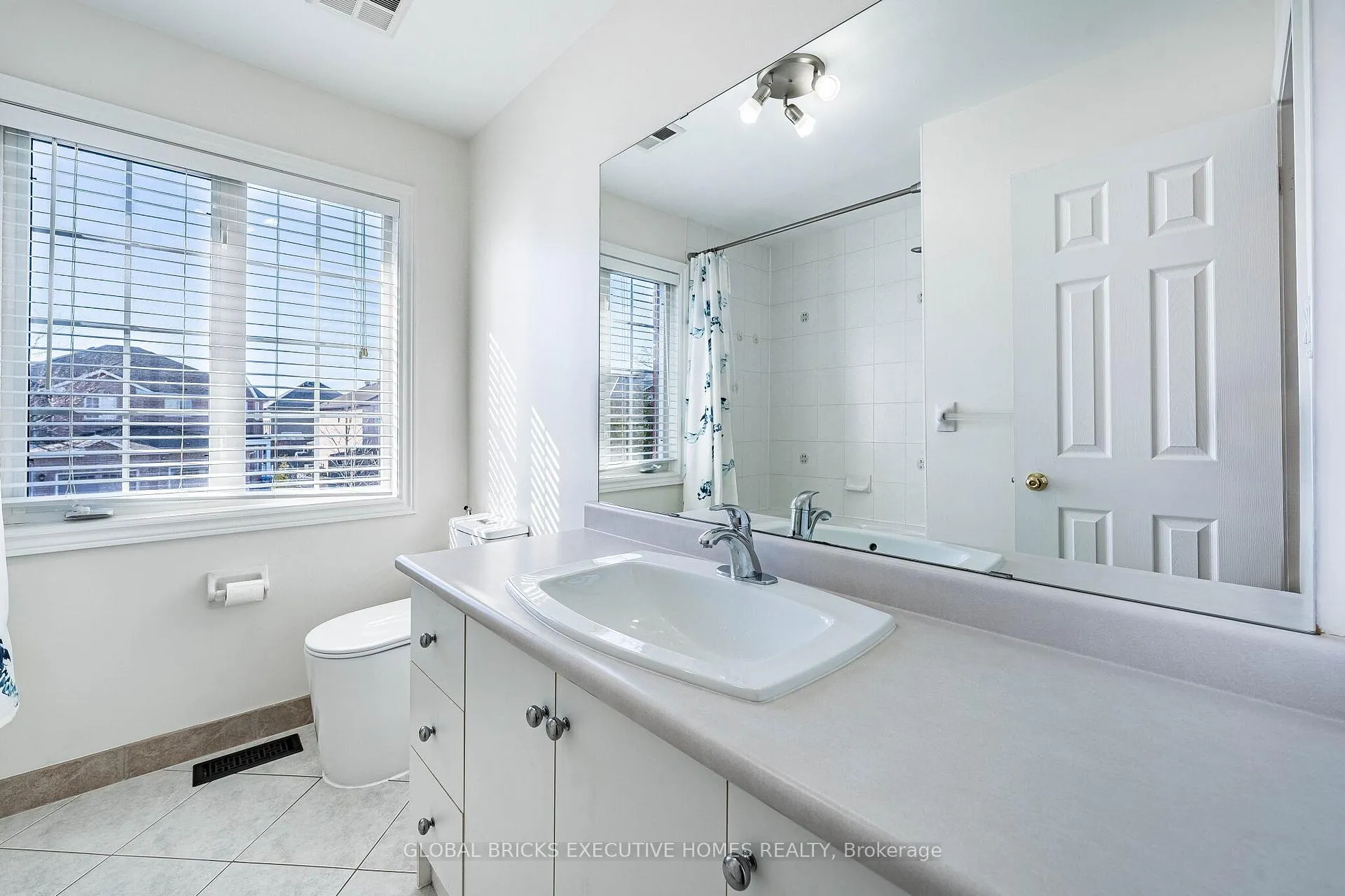 Photo 40 of 40 Hubert corless Drive S, Caledon, Bolton East — HOMEH