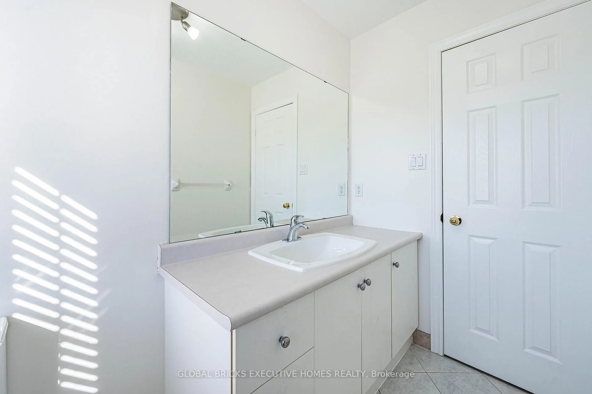 Photo 41 of 40 Hubert corless Drive S, Caledon, Bolton East — HOMEH
