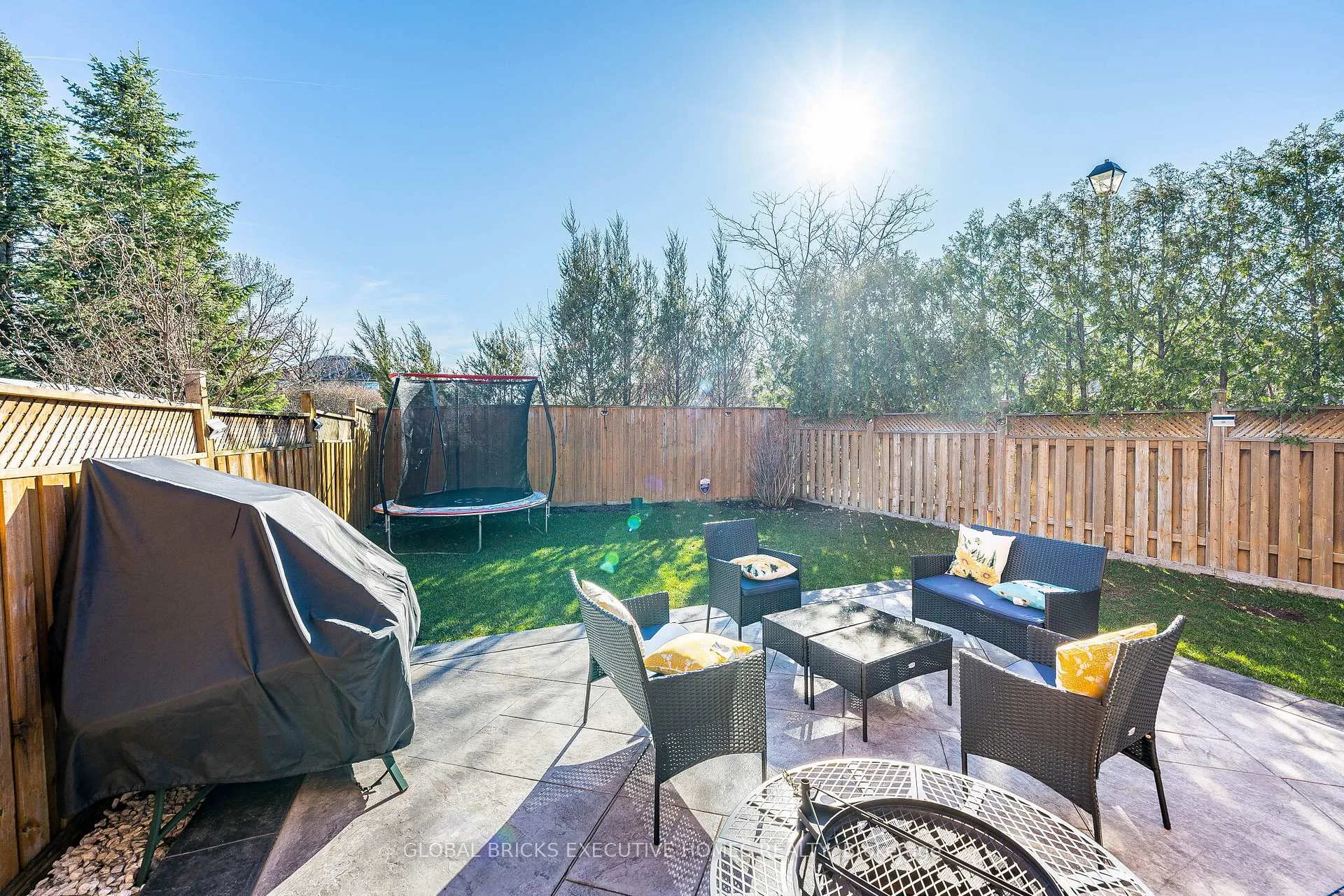 Photo 47 of 40 Hubert corless Drive S, Caledon, Bolton East — HOMEH
