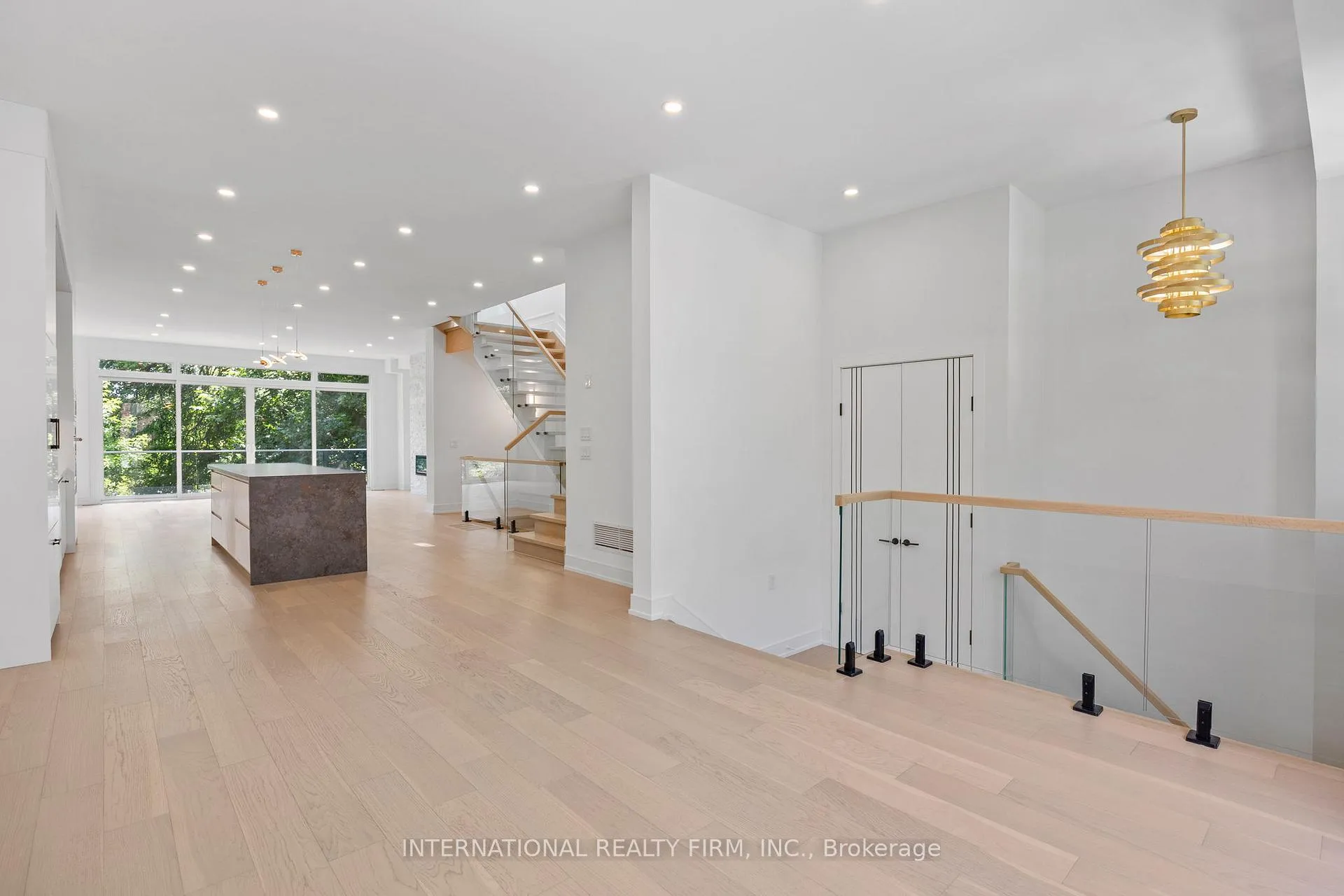 Photo 7 of 19 Ivy Avenue, Toronto, South Riverdale — HOMEH