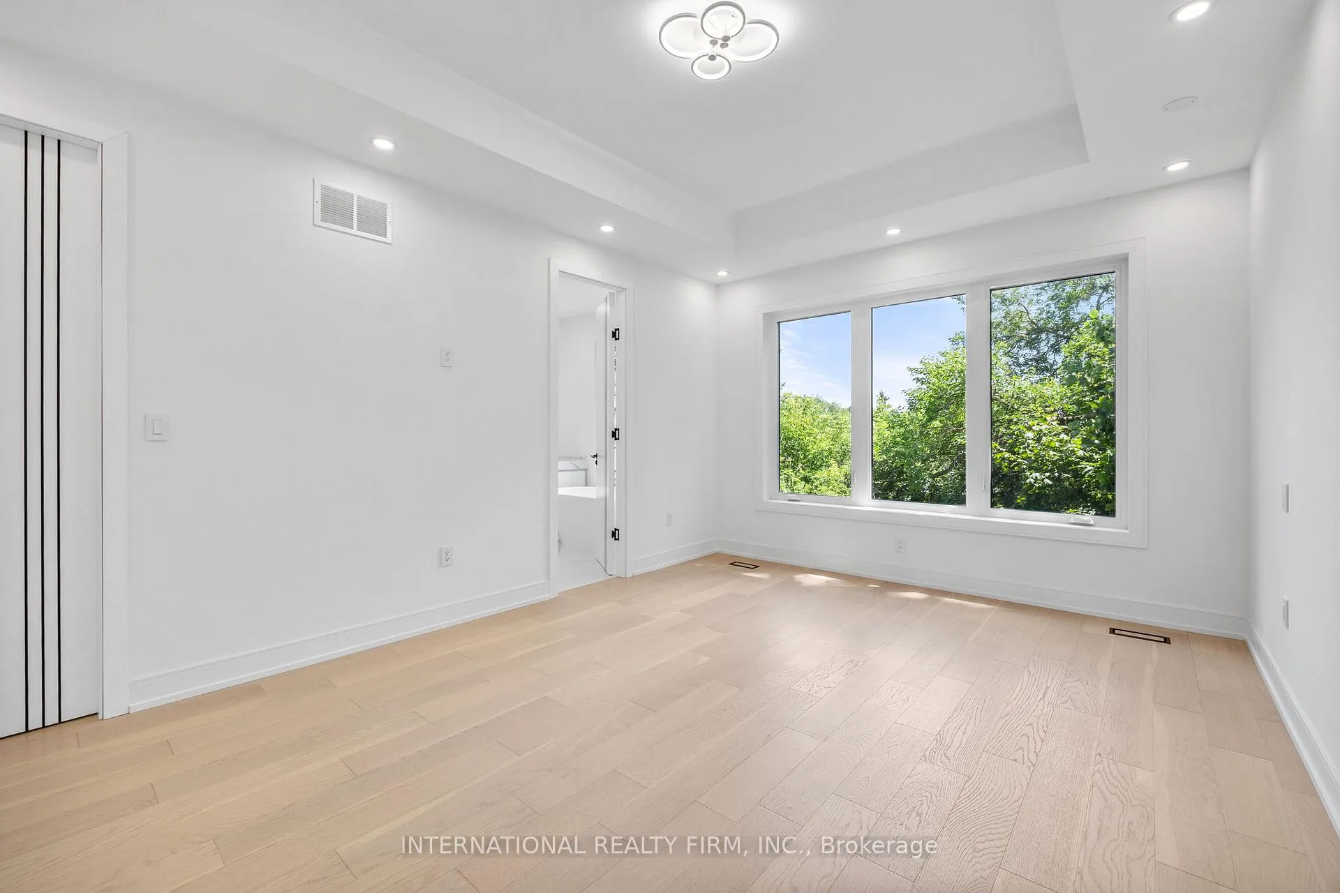 Photo 21 of 19 Ivy Avenue, Toronto, South Riverdale — HOMEH