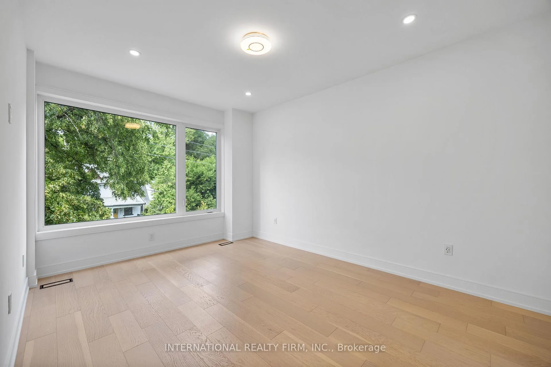 Photo 30 of 19 Ivy Avenue, Toronto, South Riverdale — HOMEH