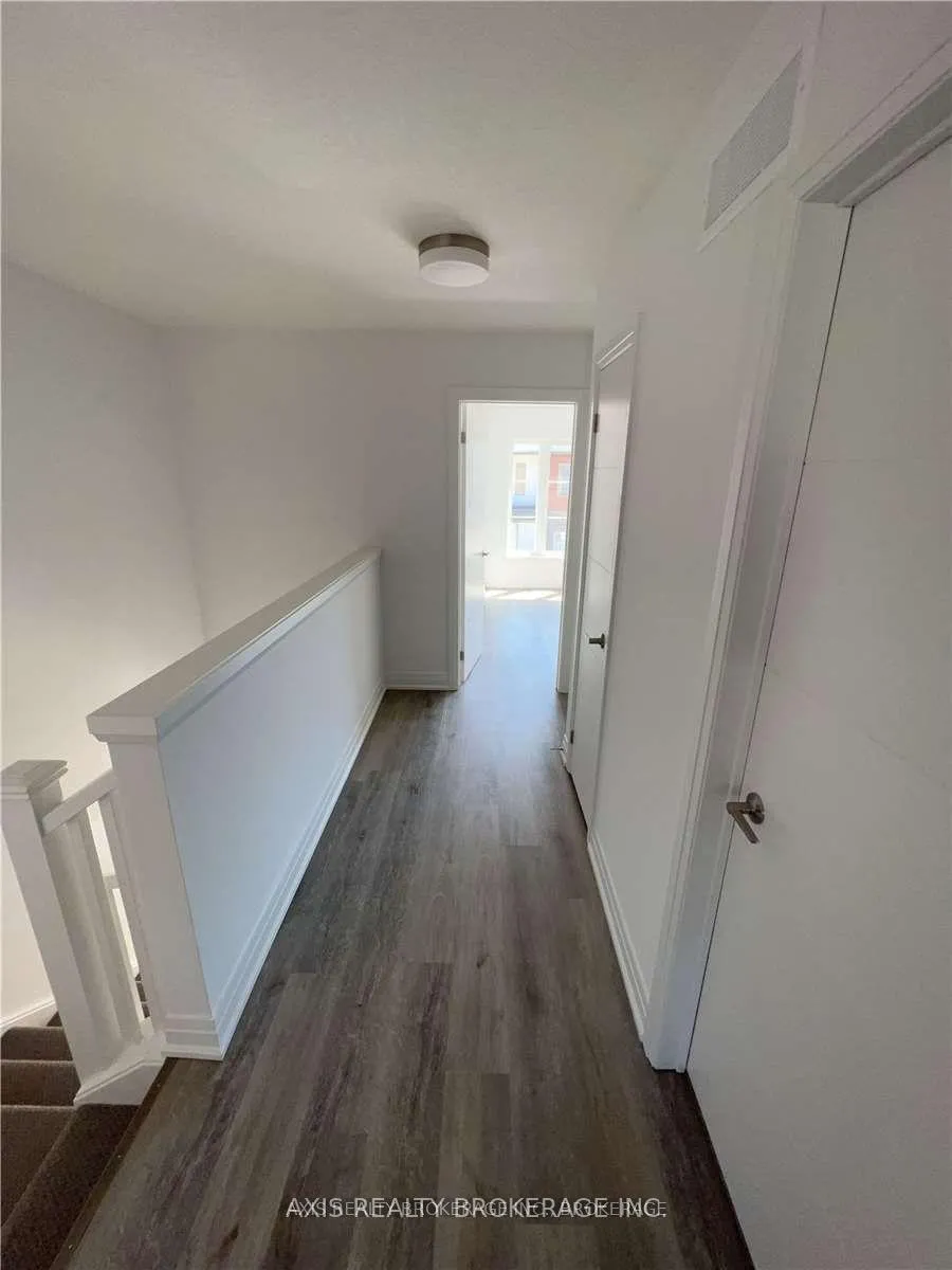 Photo 13 of 50 Steele Crescent, Guelph, St. Patrick's Ward — HOMEH