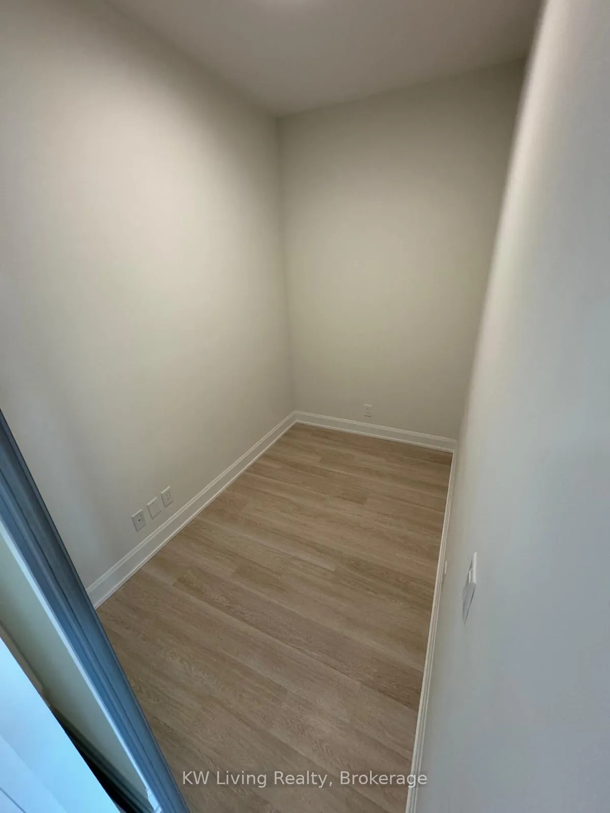 Photo 5 of Unit 2601, 12 Gandhi Lane, Markham, Commerce Valley — HOMEH