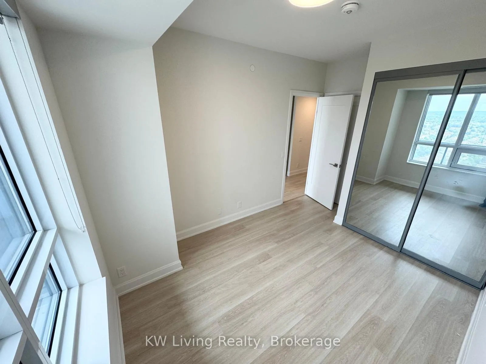 Photo 13 of Unit 2601, 12 Gandhi Lane, Markham, Commerce Valley — HOMEH