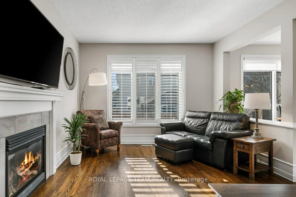 Photo 19 of 8 Thunderbird Crescent, Ottawa, Kanata - Bridlewood — HOMEH