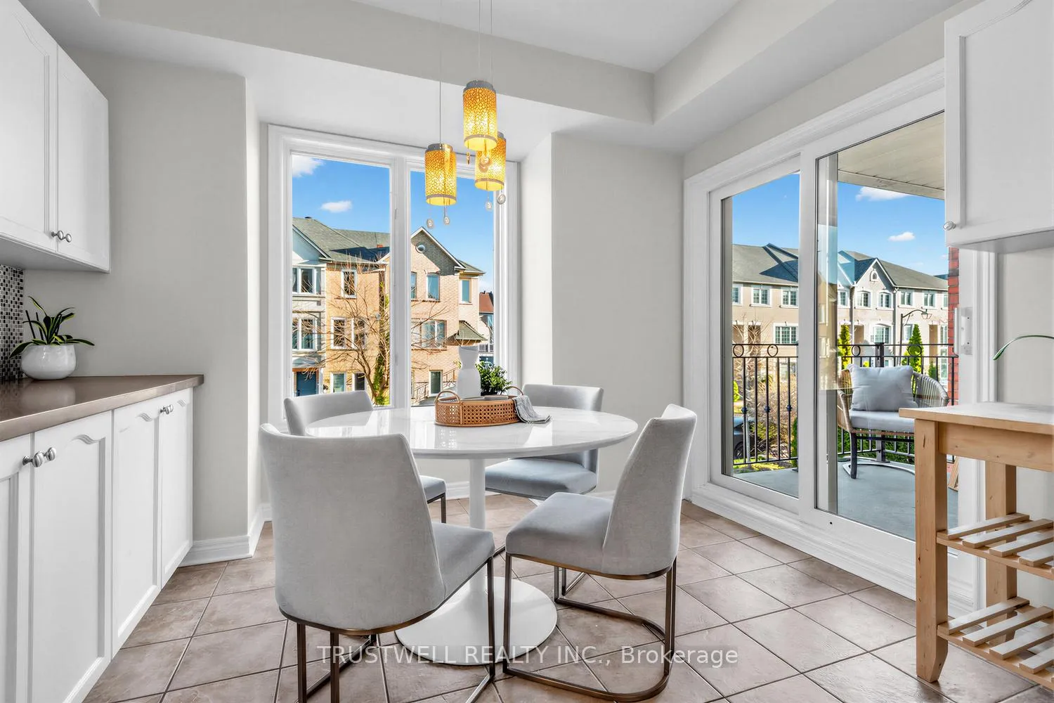 Photo 15 of 32 Orchid Road, Markham, Commerce Valley — HOMEH