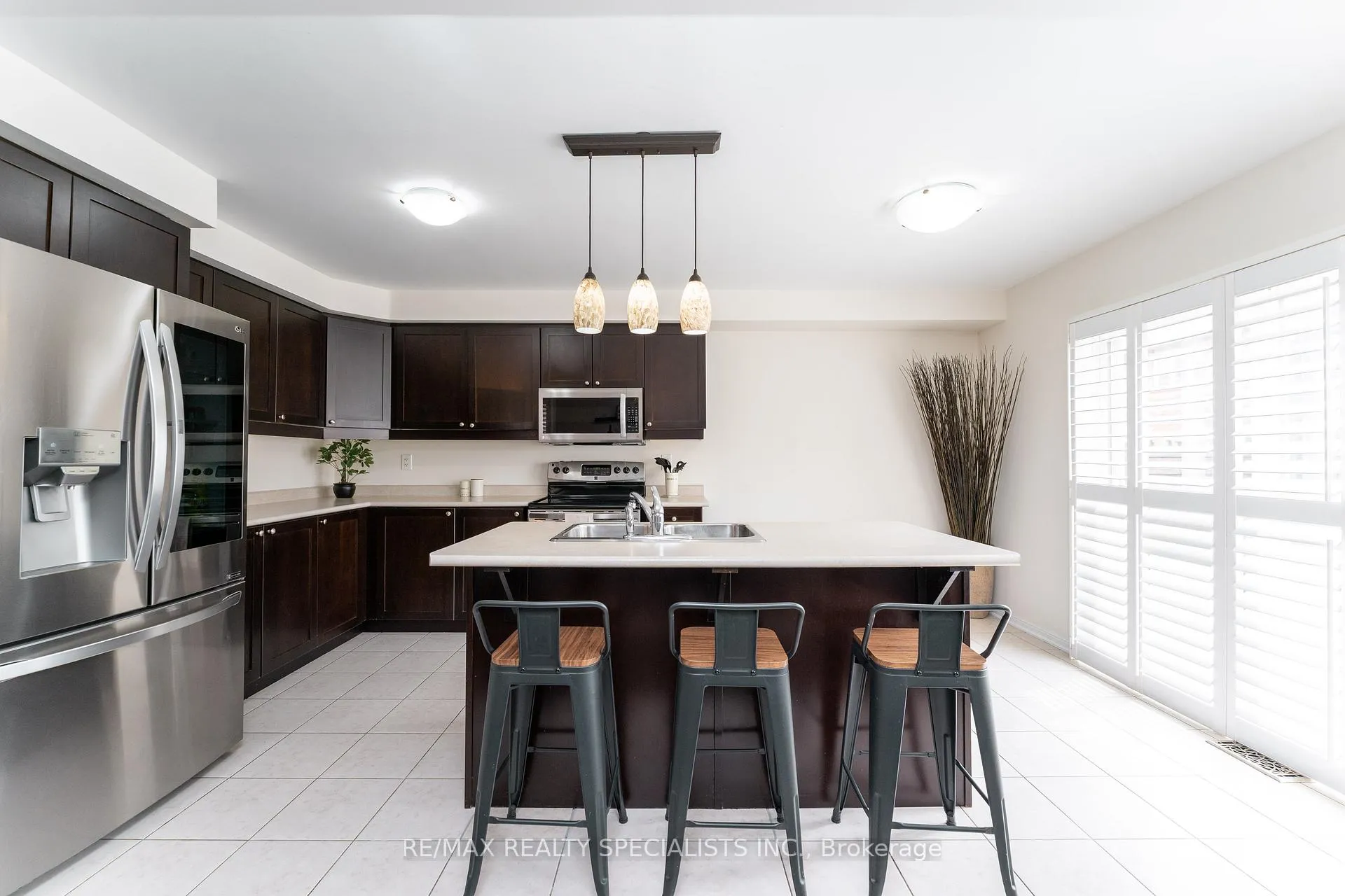 Photo 21 of 1006 Stemman Place, Milton, Willmott — HOMEH