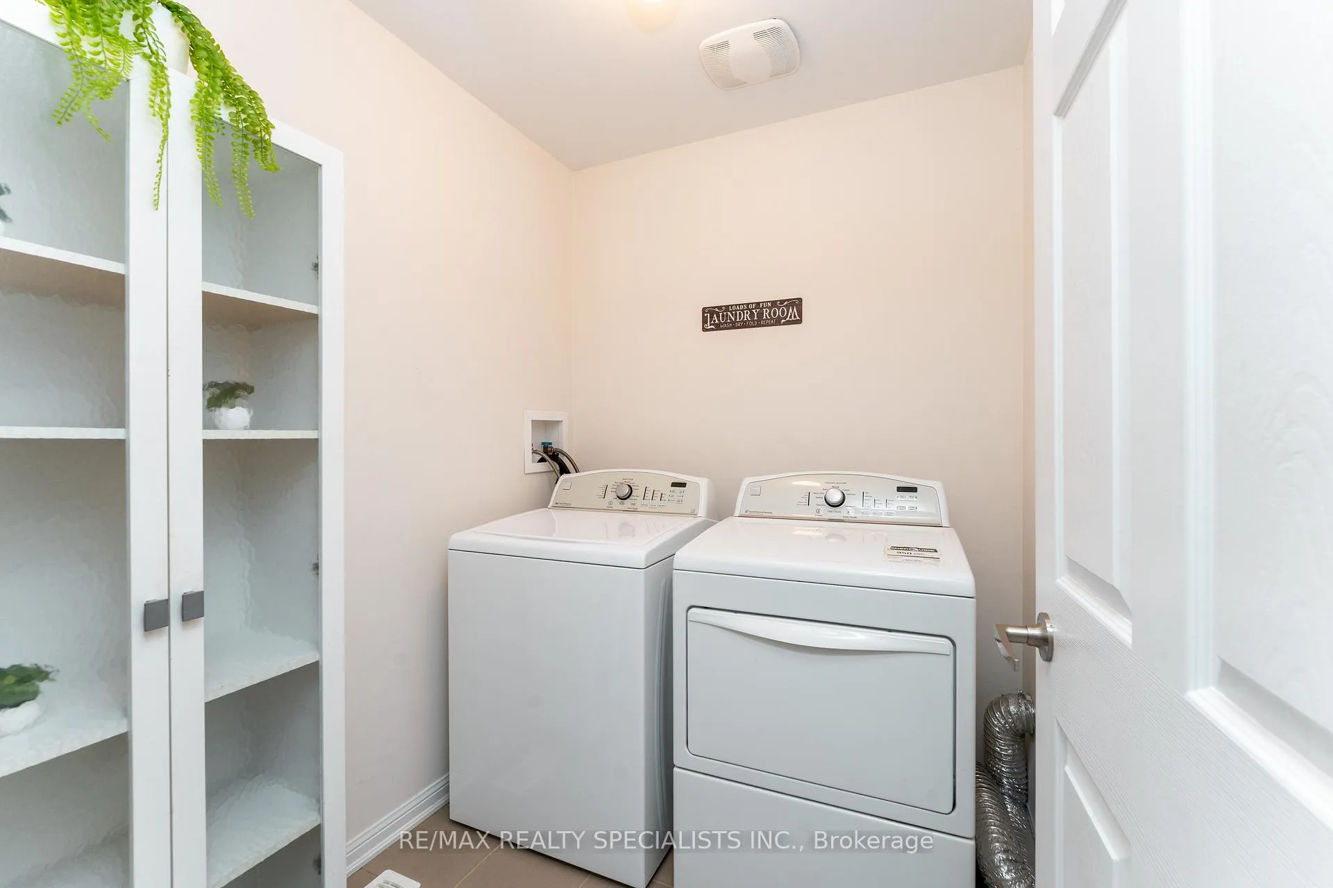 Photo 27 of 1006 Stemman Place, Milton, Willmott — HOMEH