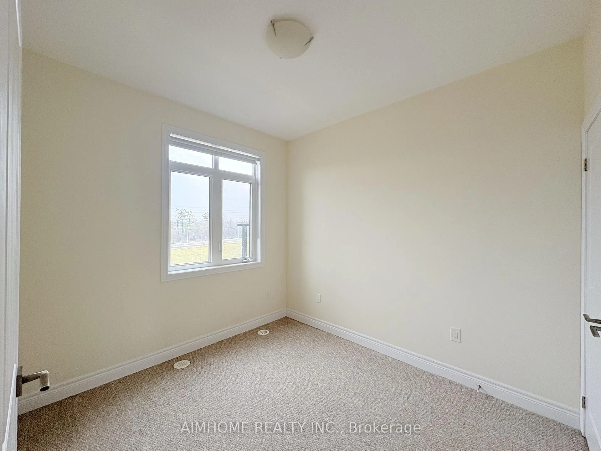 Photo 10 of 87 Carrville Woods Circle, Vaughan, Patterson — HOMEH