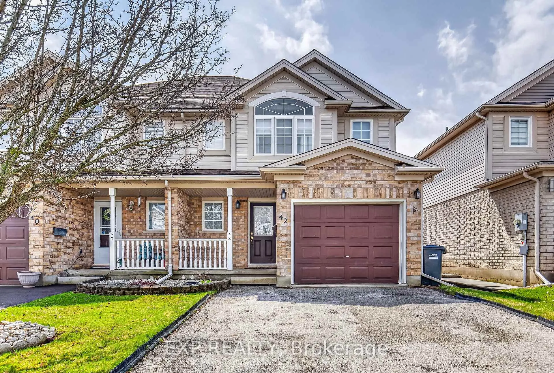 Photo 2 of 42 Schiedel Drive W, Guelph, Victoria North — HOMEH