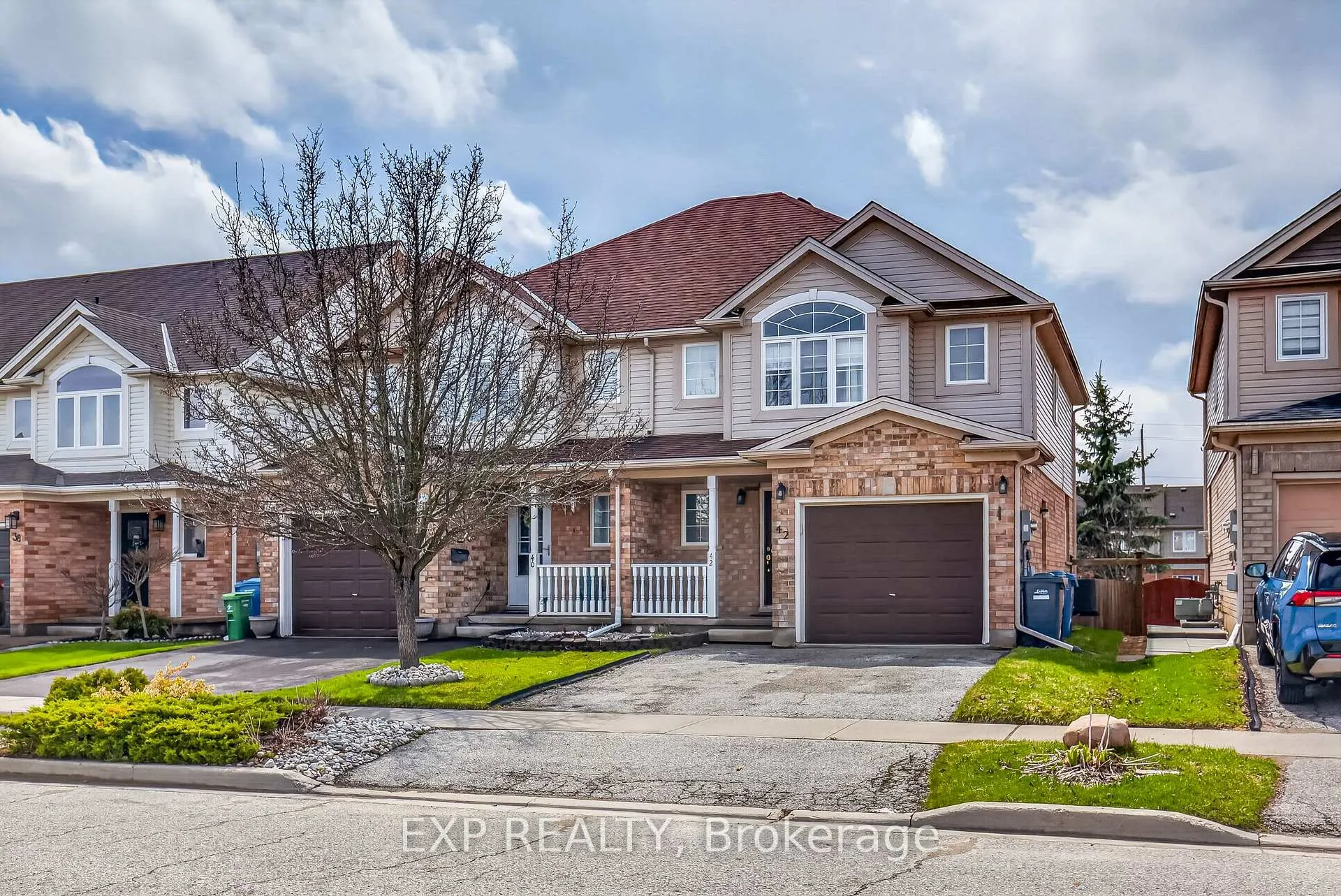 Photo 3 of 42 Schiedel Drive W, Guelph, Victoria North — HOMEH