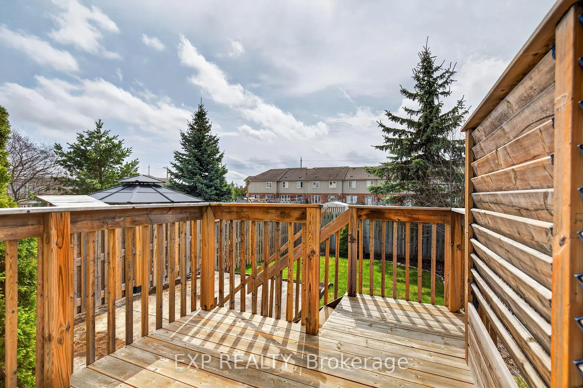 Photo 17 of 42 Schiedel Drive W, Guelph, Victoria North — HOMEH
