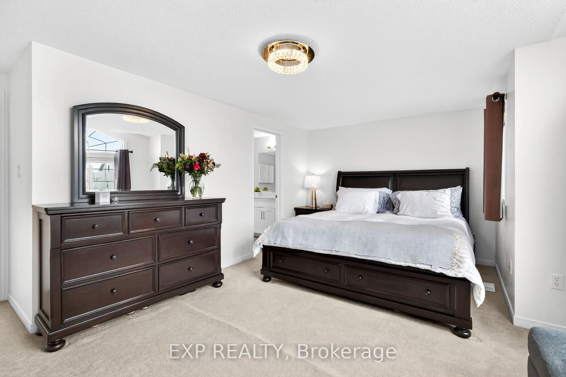 Photo 19 of 42 Schiedel Drive W, Guelph, Victoria North — HOMEH
