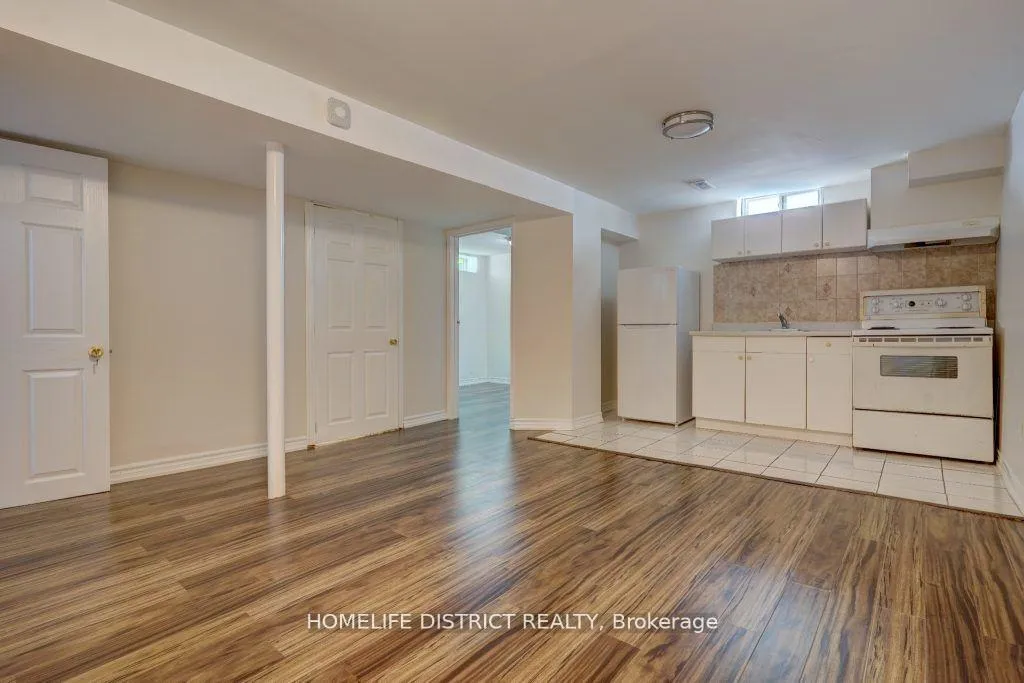 Photo 18 of 1861 Bainbridge Drive, Pickering, Village East — HOMEH