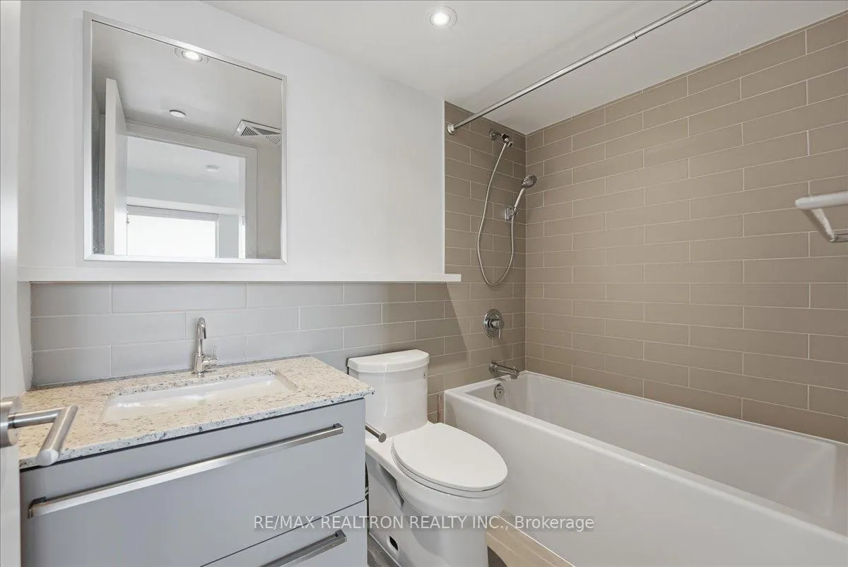 Photo 6 of Unit 1004, 120 Varna Drive, Toronto, Englemount-Lawrence — HOMEH