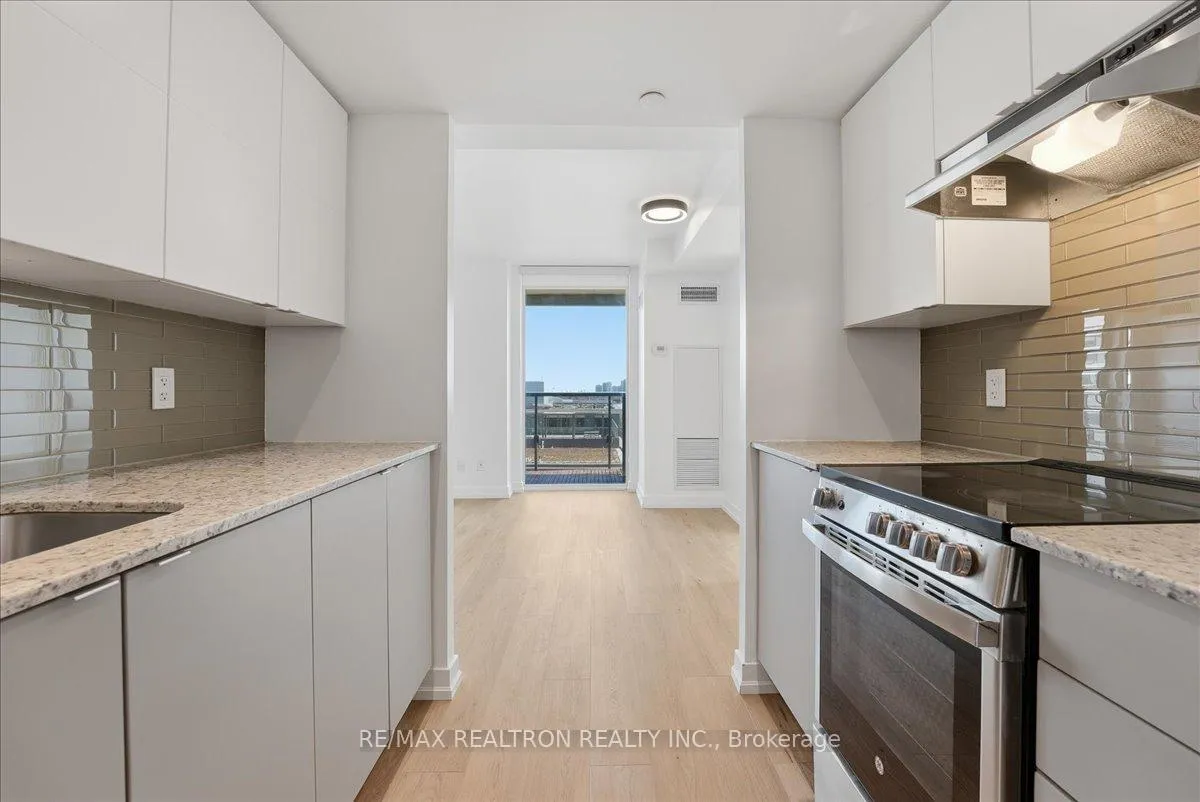 Photo 15 of Unit 1004, 120 Varna Drive, Toronto, Englemount-Lawrence — HOMEH