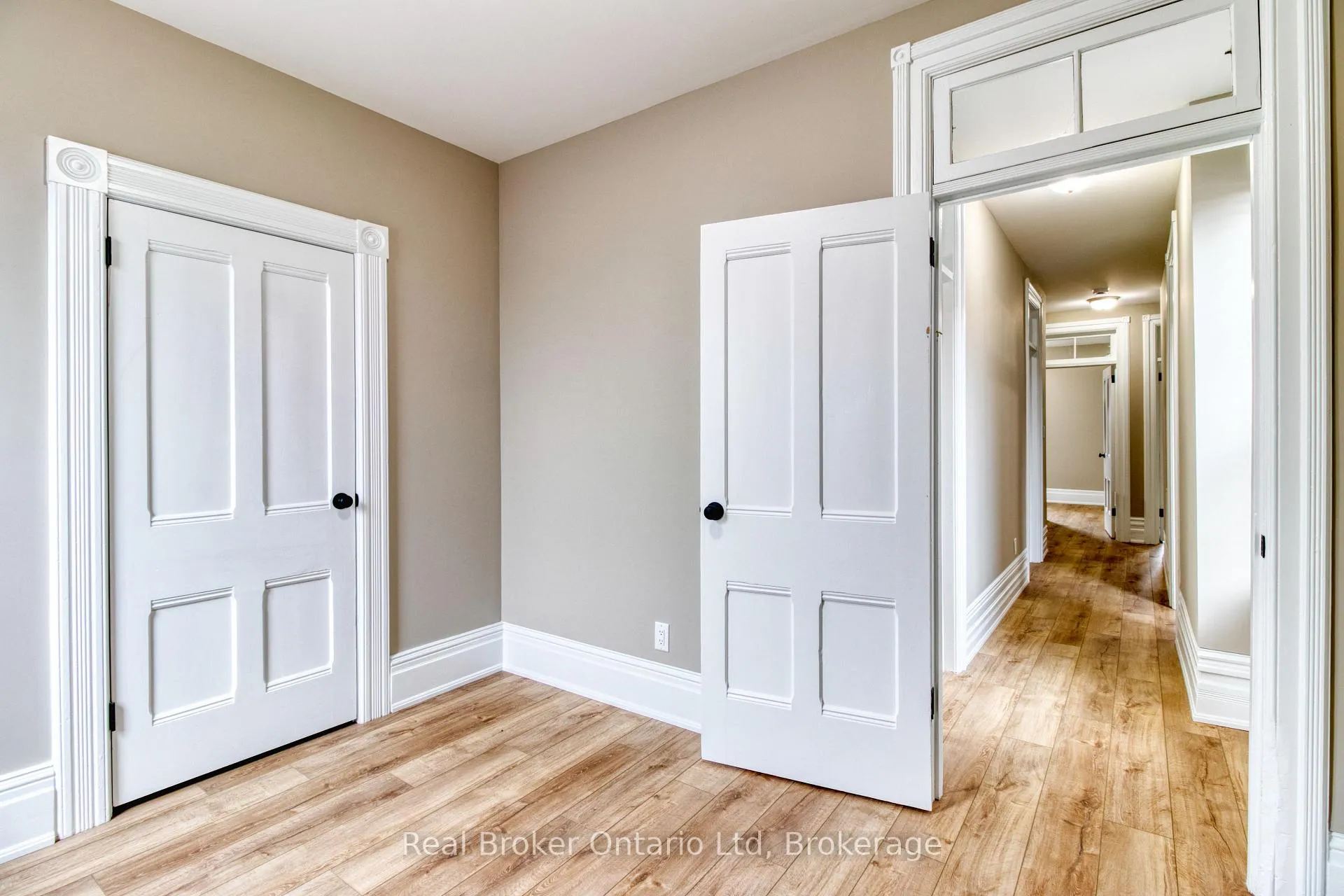 Photo 28 of 944 5th Avenue E, Owen Sound — HOMEH