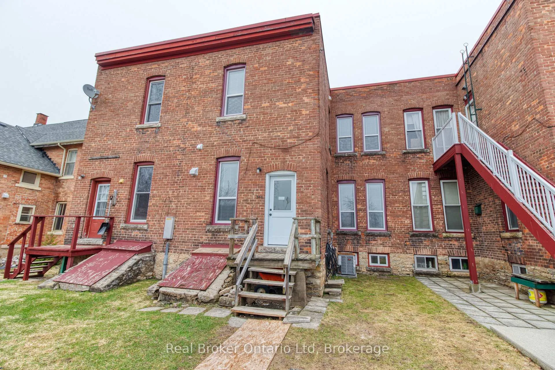 Photo 29 of 944 5th Avenue E, Owen Sound — HOMEH