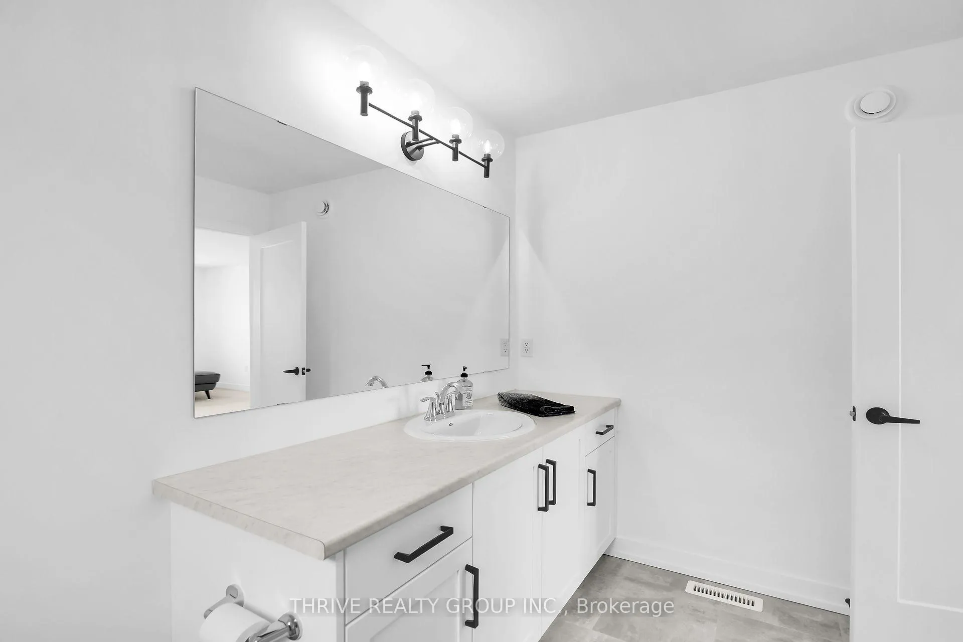 Photo 23 of 3 Basil Crescent, Middlesex Centre, Ilderton — HOMEH