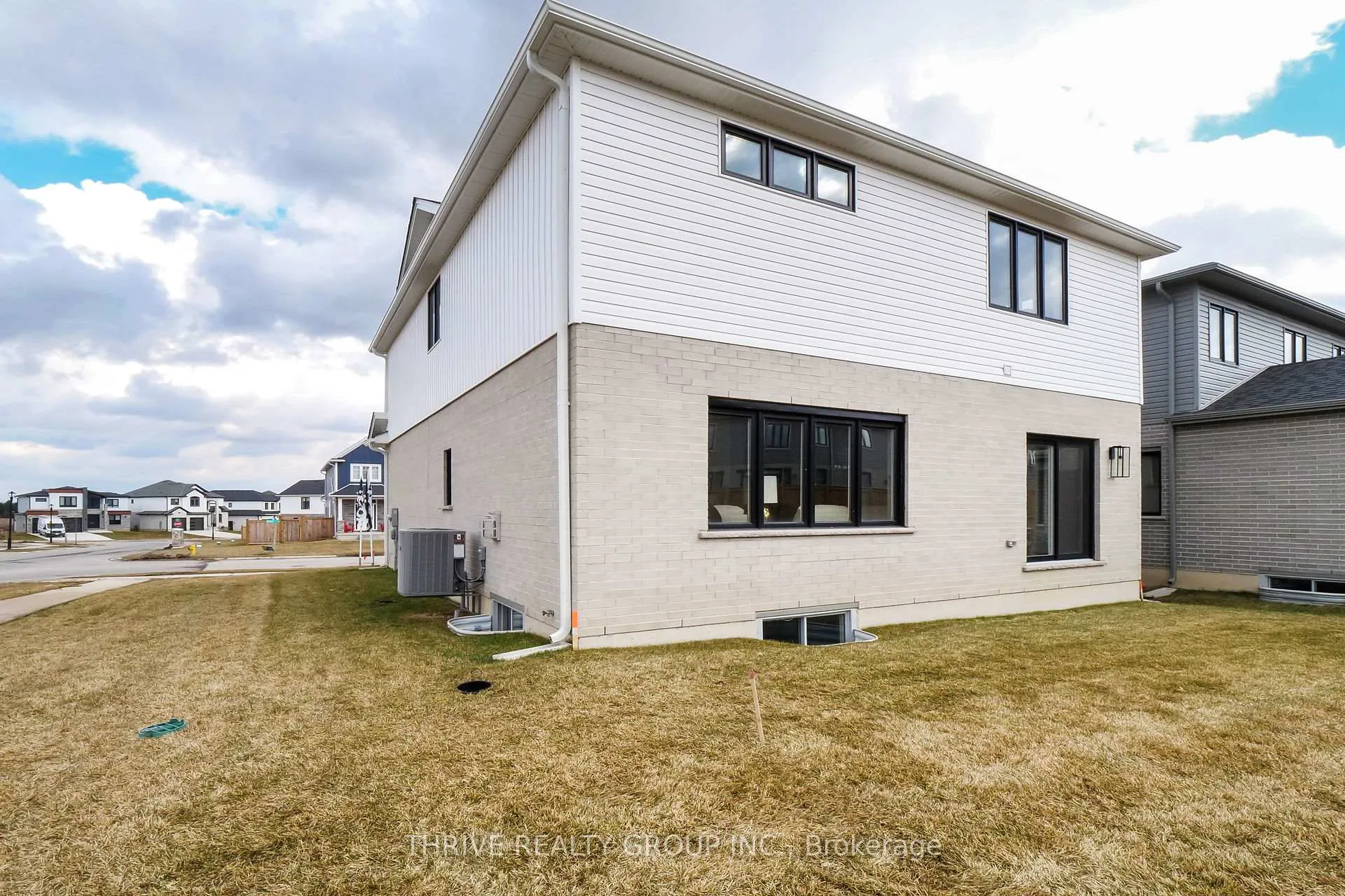 Photo 30 of 3 Basil Crescent, Middlesex Centre, Ilderton — HOMEH