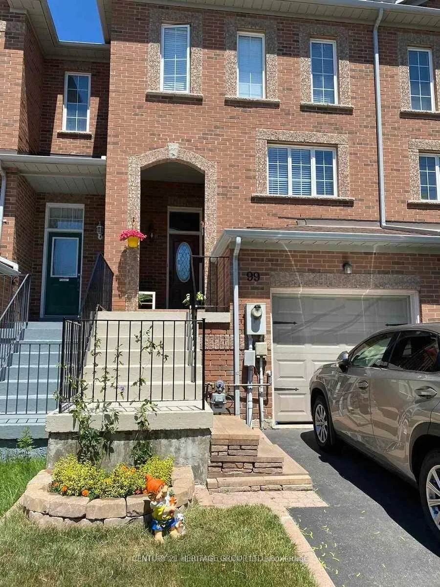 Photo 1 of 99 Lucena Crescent, Vaughan, Maple — HOMEH