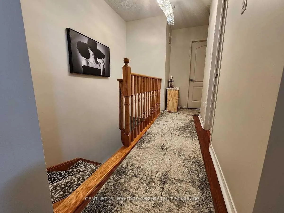 Photo 14 of 99 Lucena Crescent, Vaughan, Maple — HOMEH