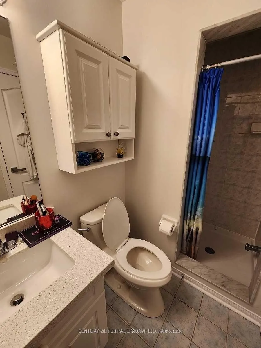 Photo 17 of 99 Lucena Crescent, Vaughan, Maple — HOMEH