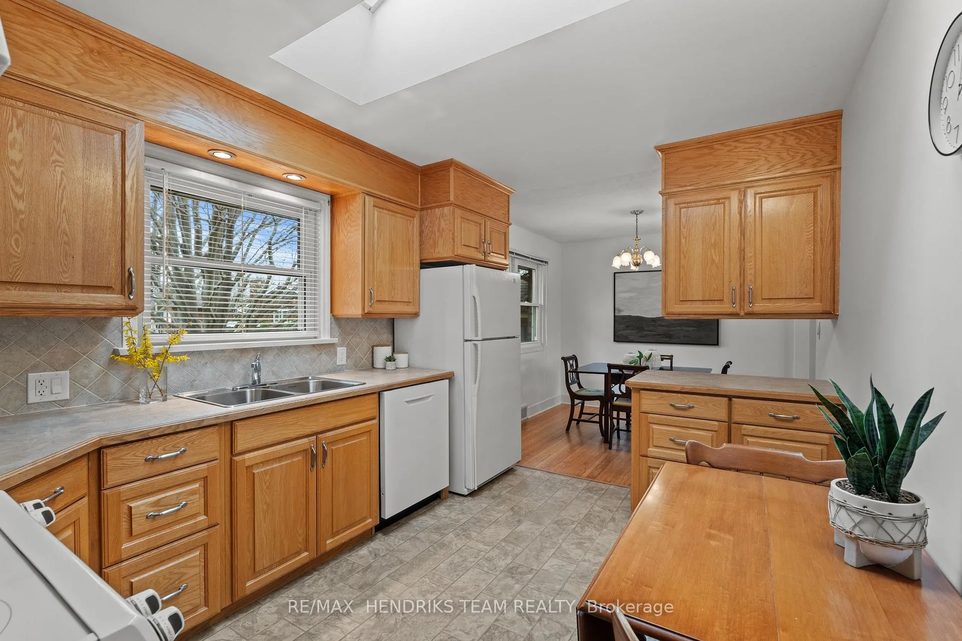 Photo 11 of 11 Kamla Drive, St. Catharines, Vine/Linwell — HOMEH